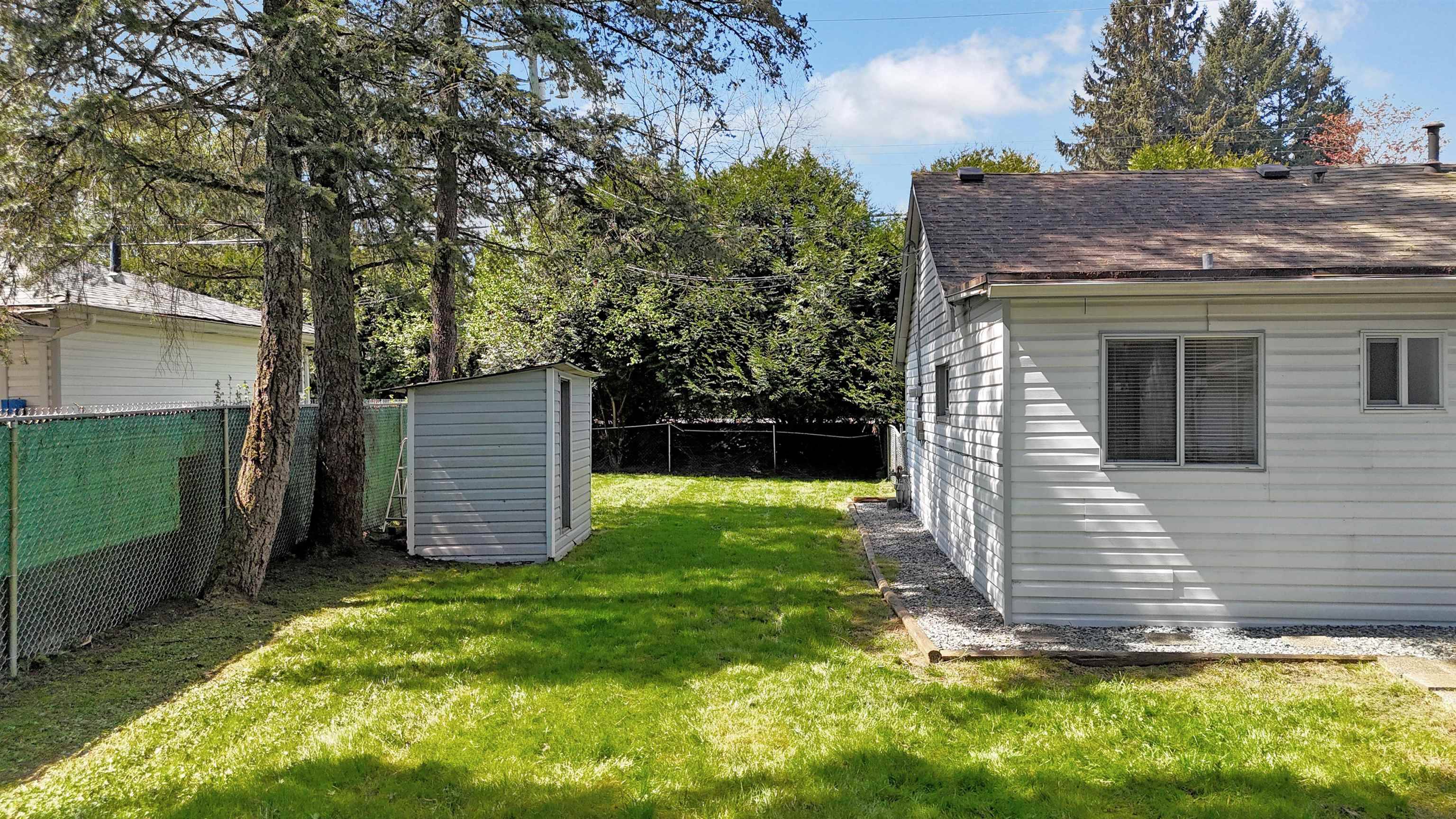 Port Coquitlam, BC V3B 3C9,3696 Cedar DR
