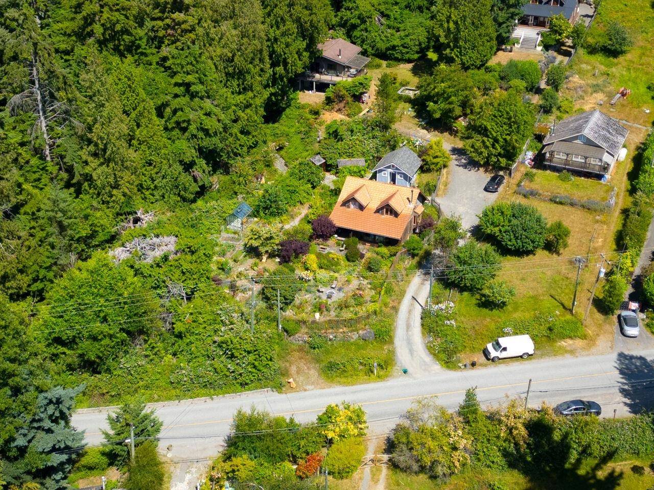 Bowen Island, BC V0N 1G2,1743 Bowen Bay RD