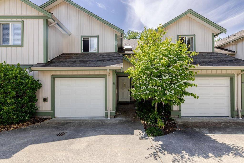 Gibsons, BC V0N 1V7,735 Park RD #34