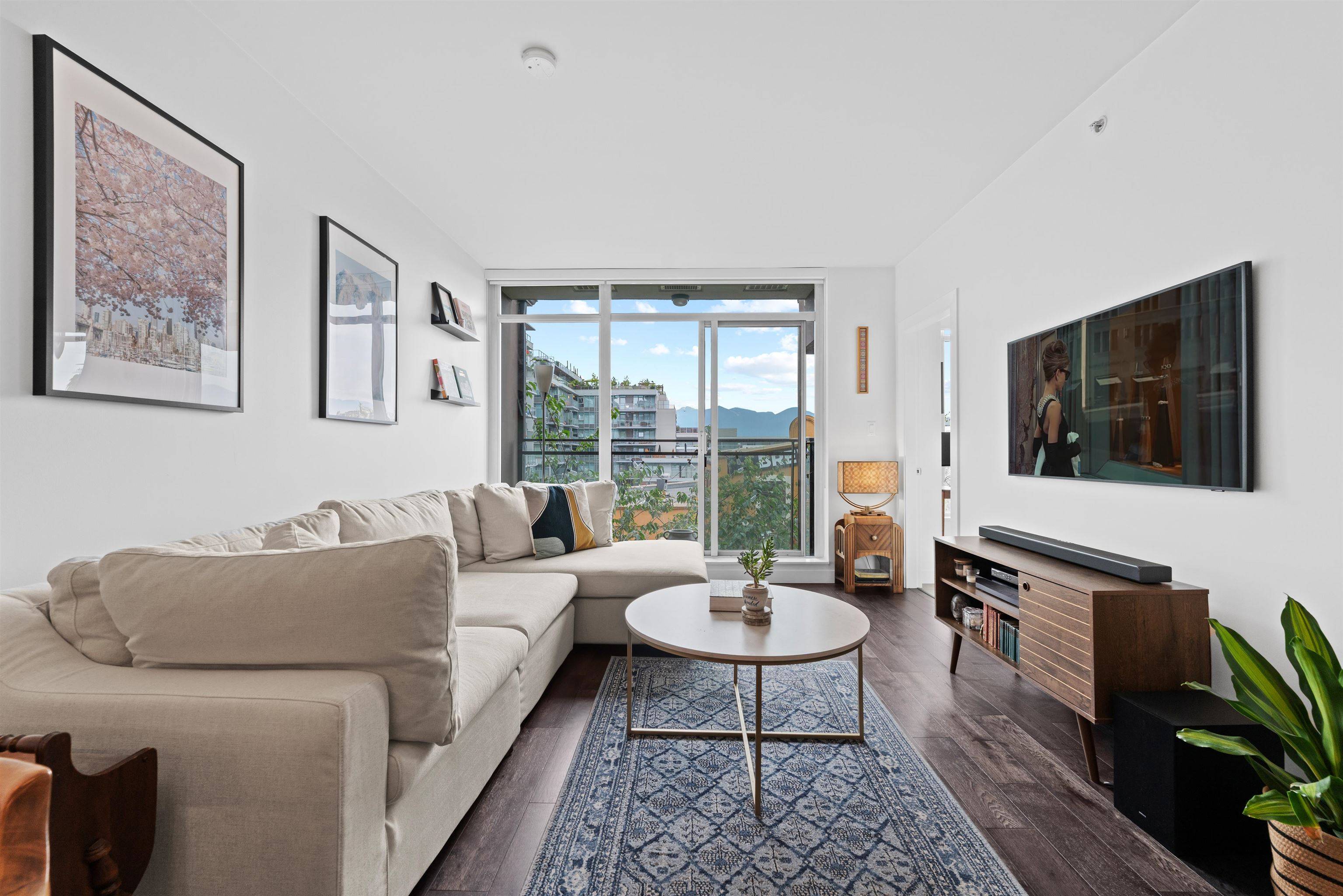 Vancouver, BC V5T 0A8,2321 Scotia ST #309