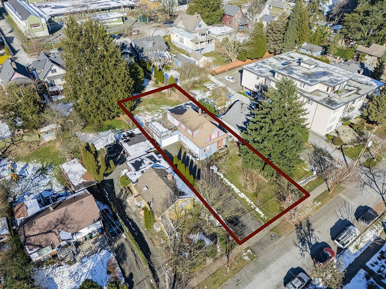 New Westminster, BC V3M 2E7,1027 Nanaimo ST