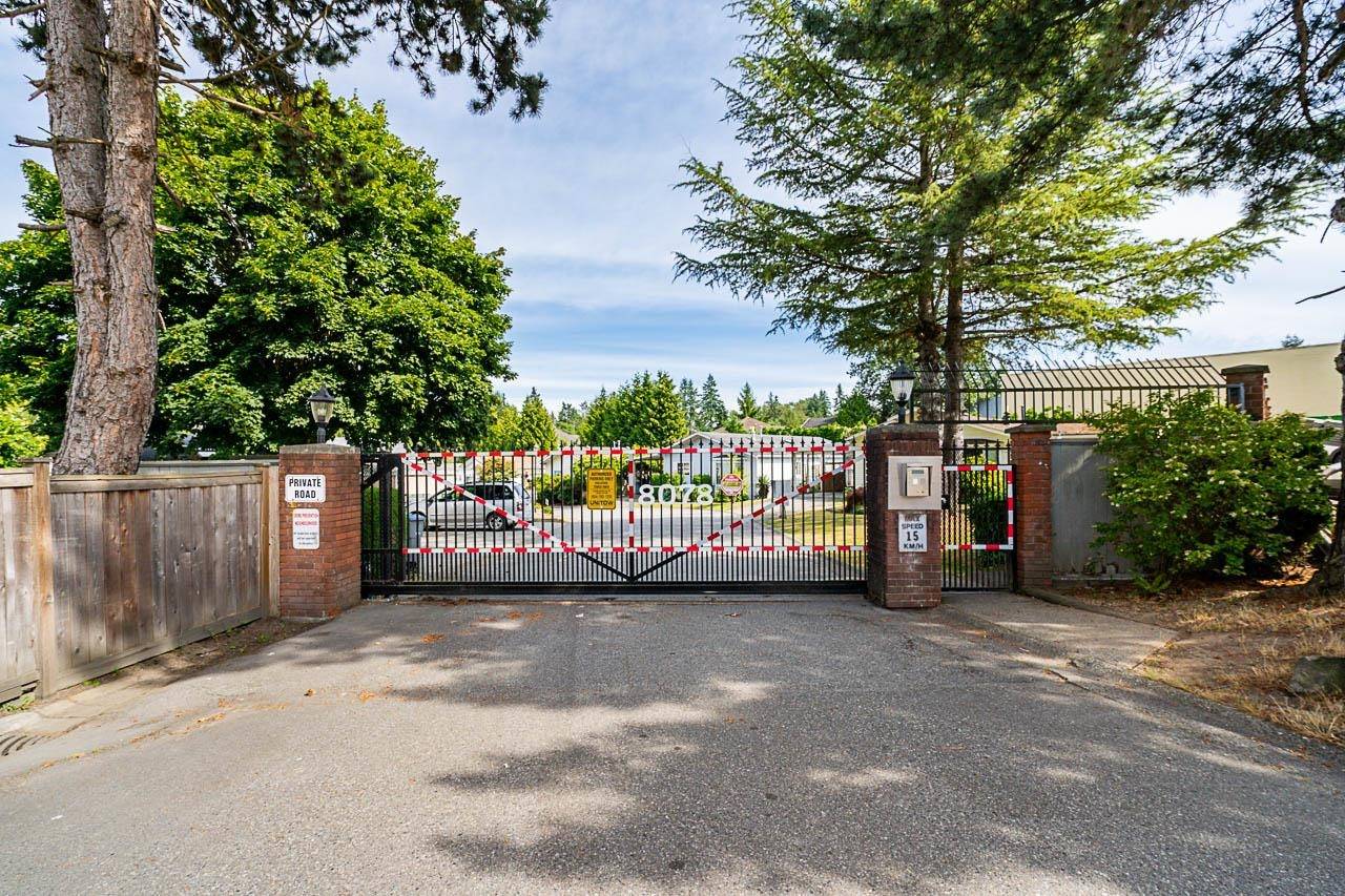 Surrey, BC V3W 5B5,8078 King George BLVD #1