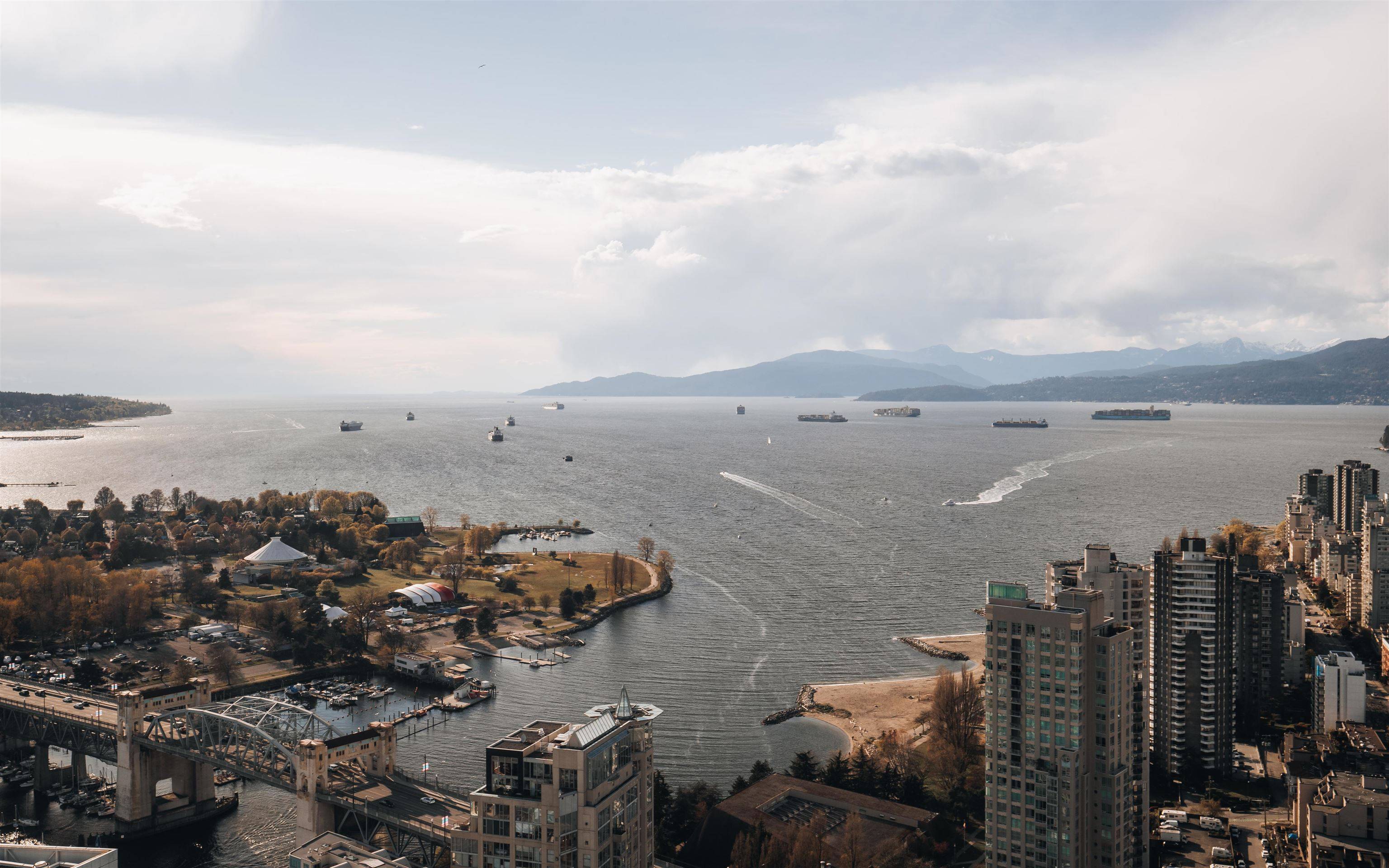 Vancouver, BC V6Z 0G5,1480 Howe ST #5203