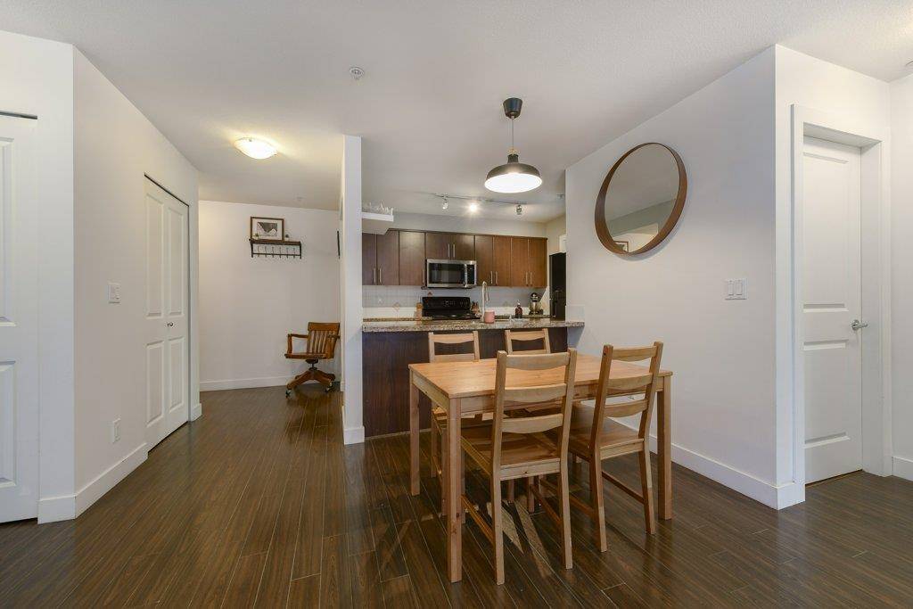 Port Moody, BC V3H 0C1,3240 St Johns ST #207