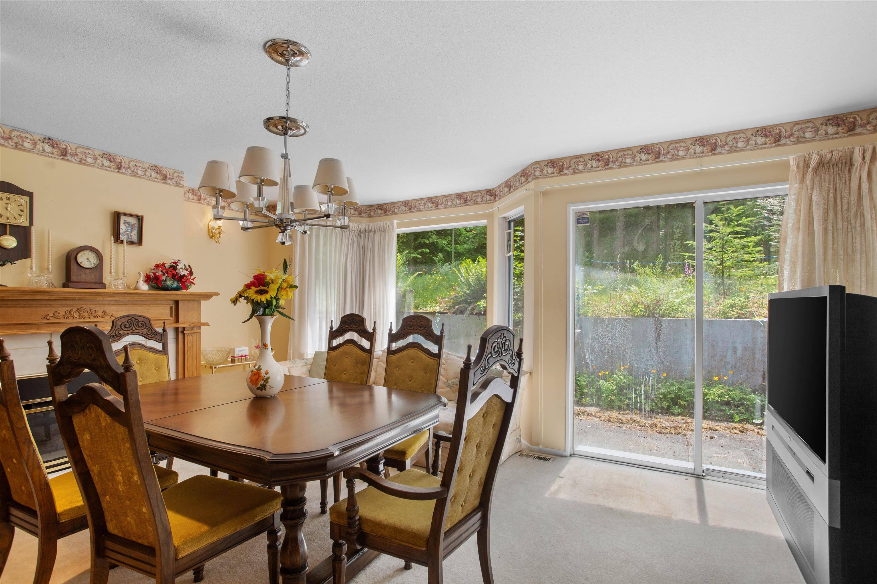 Maple Ridge, BC V2W 1N1,11668 272 ST