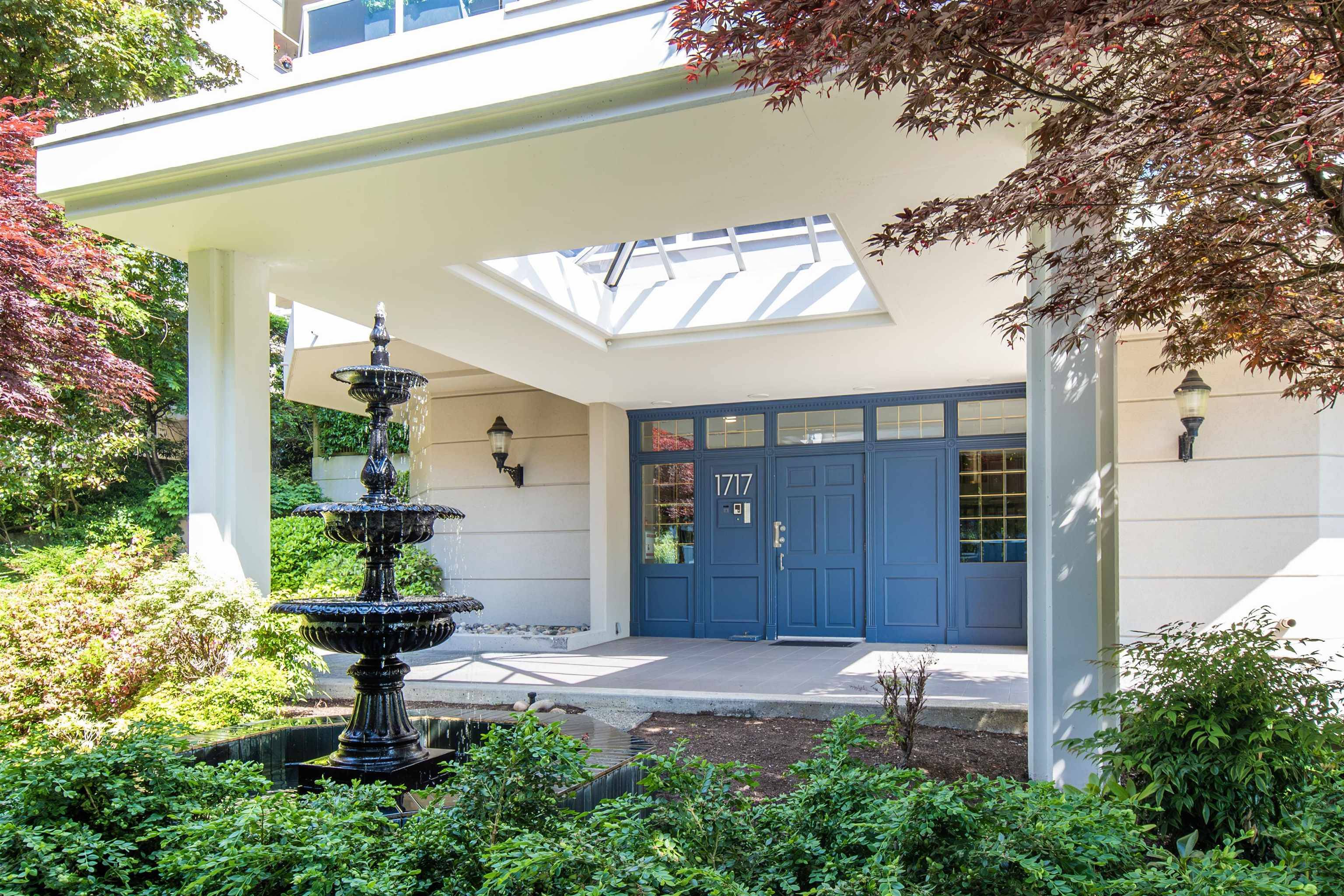 West Vancouver, BC V7V 1P8,1717 Duchess AVE #1