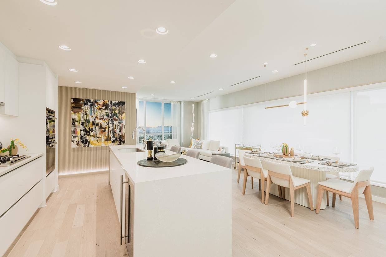Vancouver, BC V0V 0V0,485 W 42nd AVE #2305
