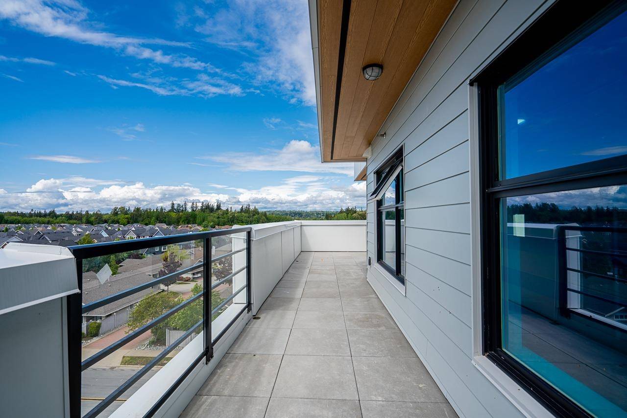 Surrey, BC V0V 0V0,163 175a ST #213