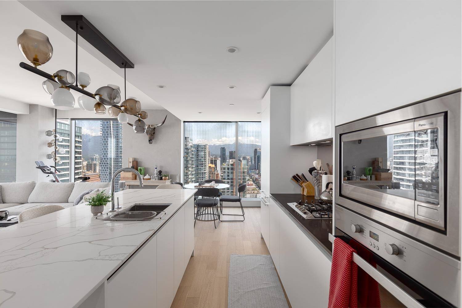 Vancouver, BC V6Z 0G5,1480 Howe ST #4506