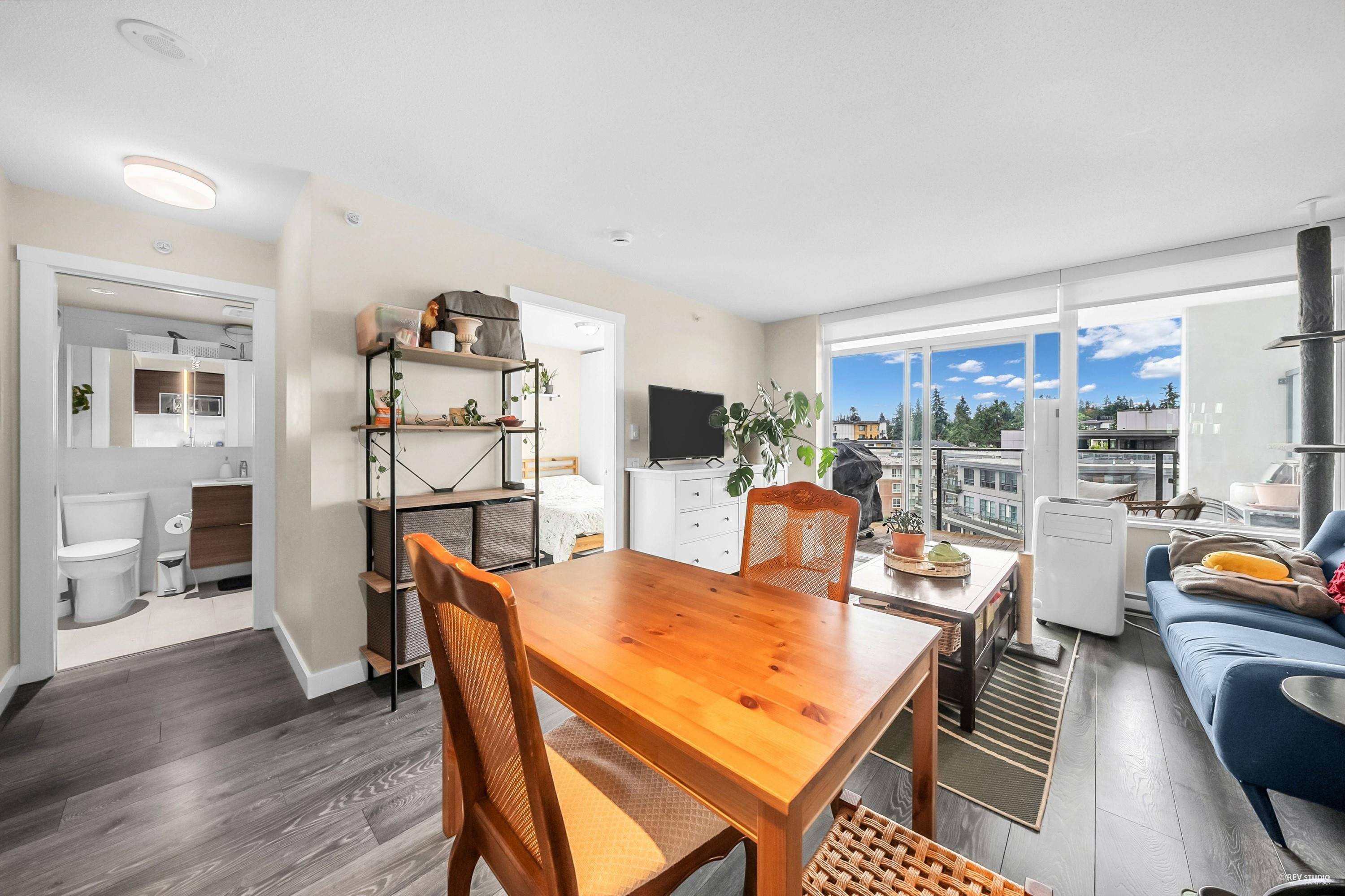 Coquitlam, BC V3J 0G2,602 Como Lake AVE #904