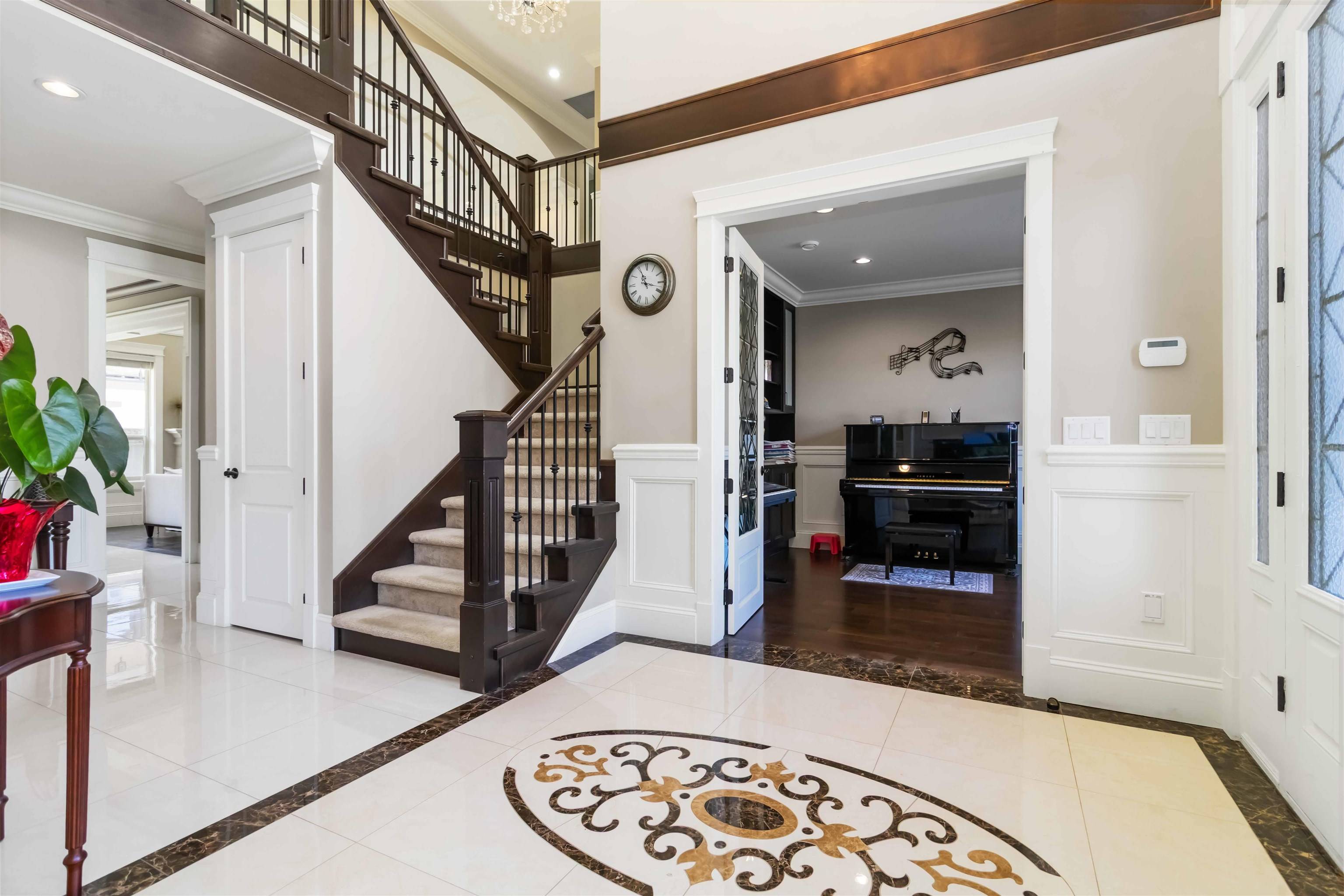 Richmond, BC V7C 1J3,3560 Francis RD