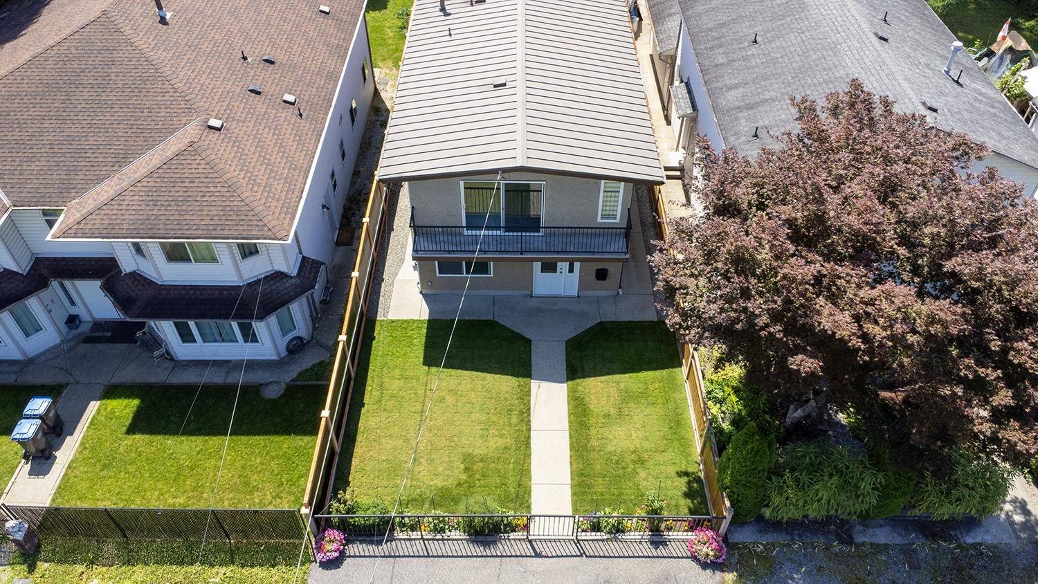 Port Coquitlam, BC V3B 1R2,2142 Grant AVE