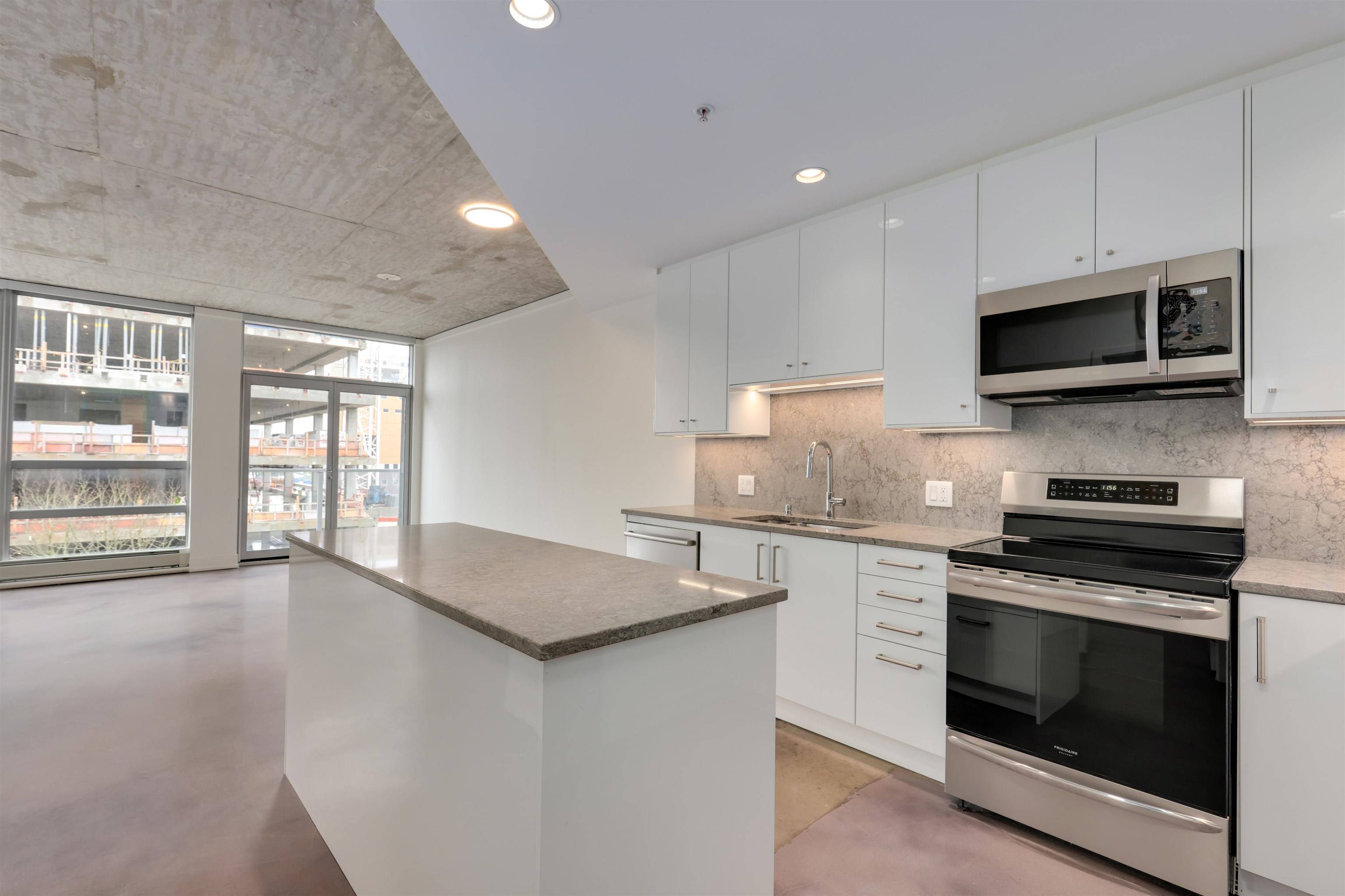 Vancouver, BC V6A 4L9,919 Station ST #604