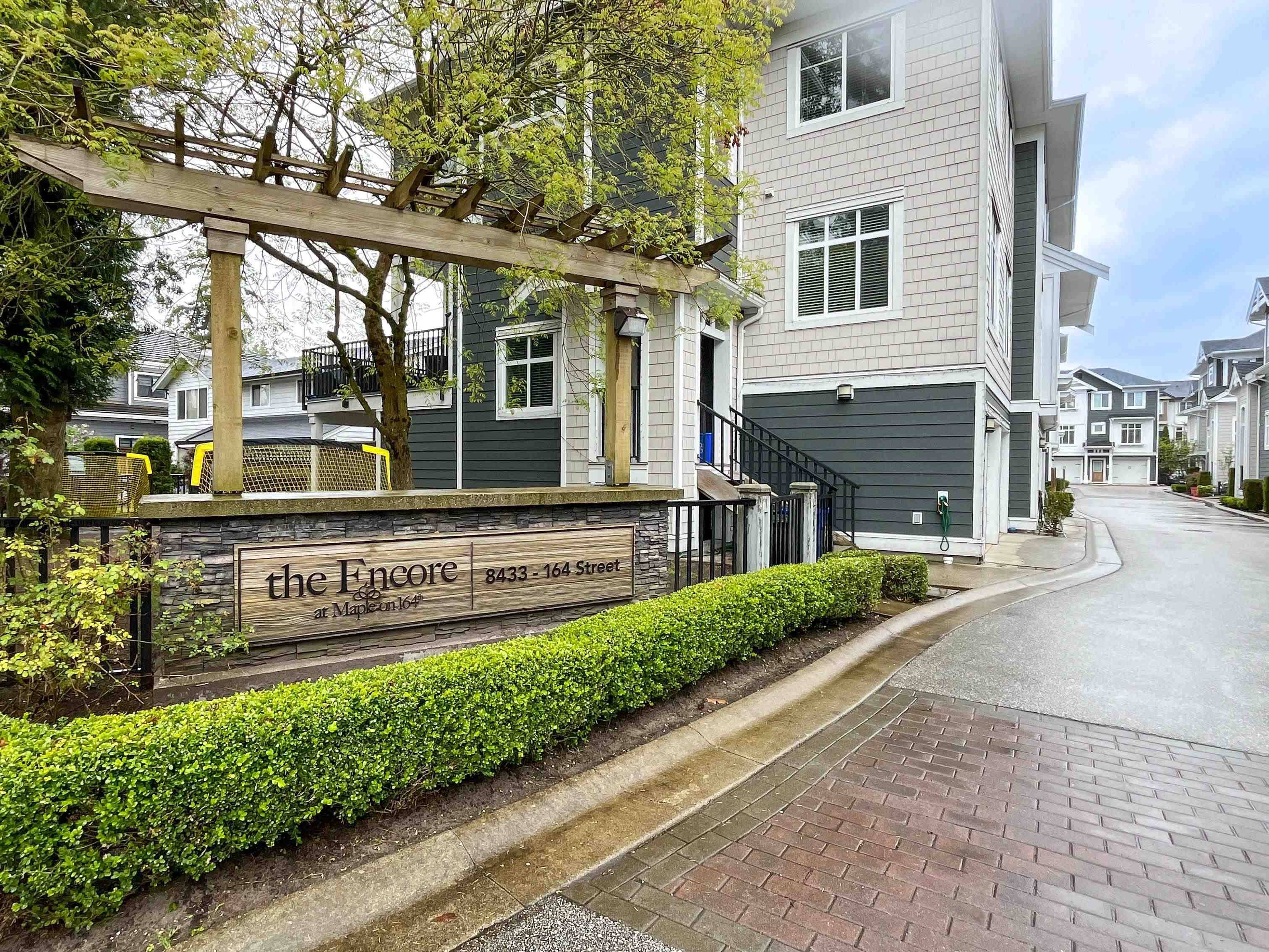 Surrey, BC V4N 0V9,8433 164th ST #3