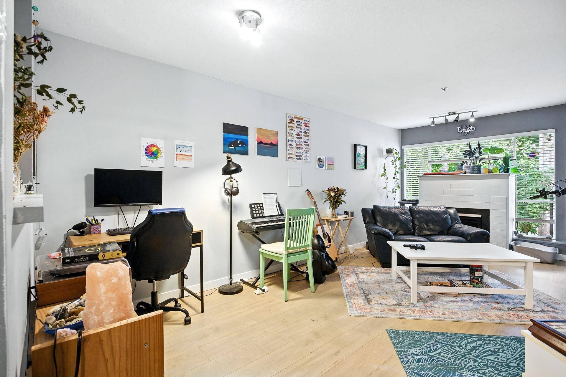 Port Coquitlam, BC V3C 6E9,2401 Hawthorne AVE #209