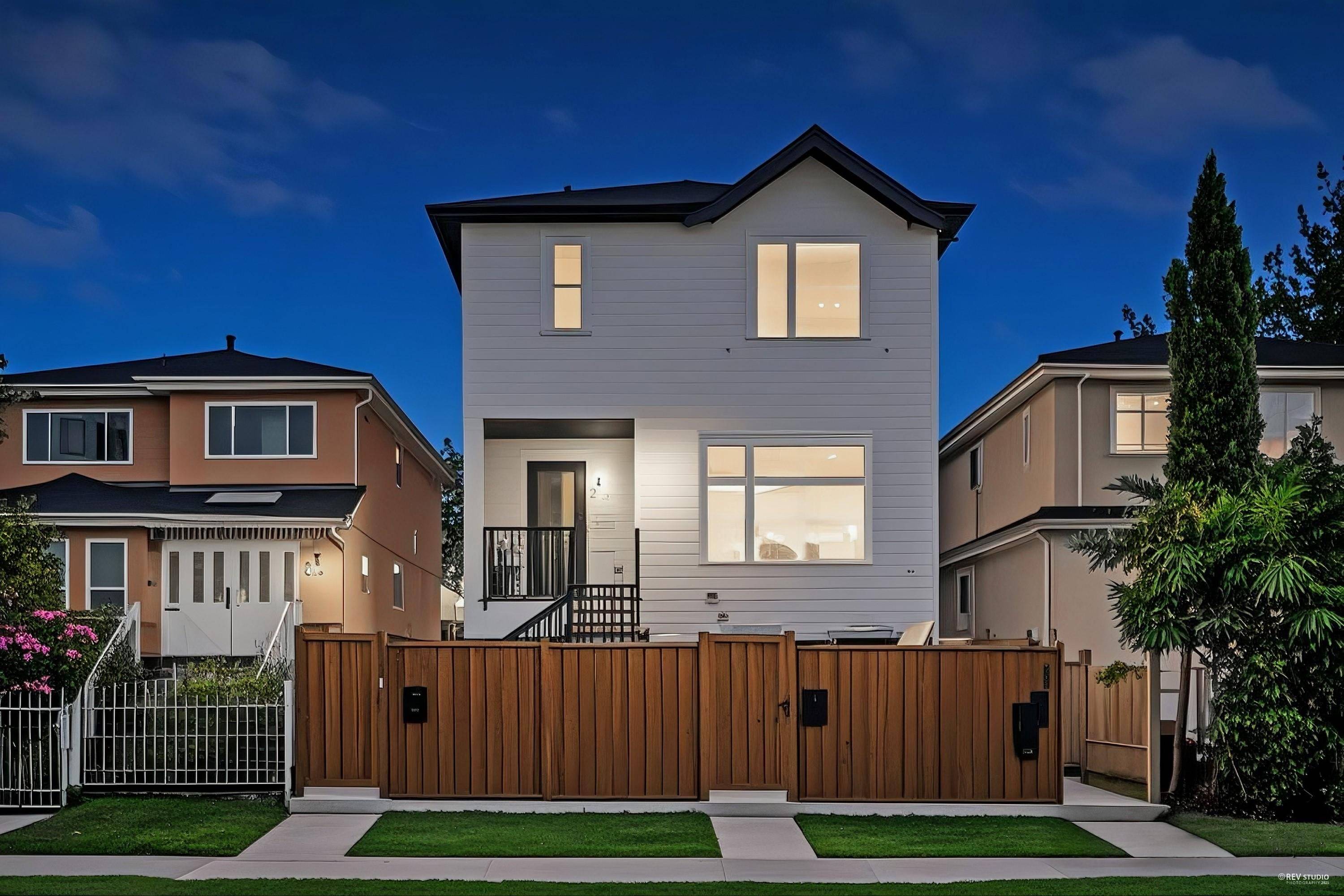 Vancouver, BC V5M 2X5,2512 E 22 AVE #2
