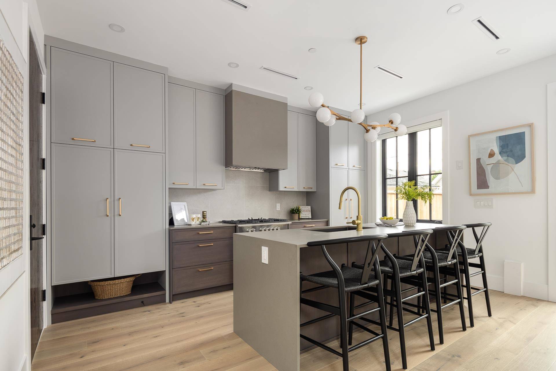 Vancouver, BC V6K 3A9,3268 W 15th AVE #2