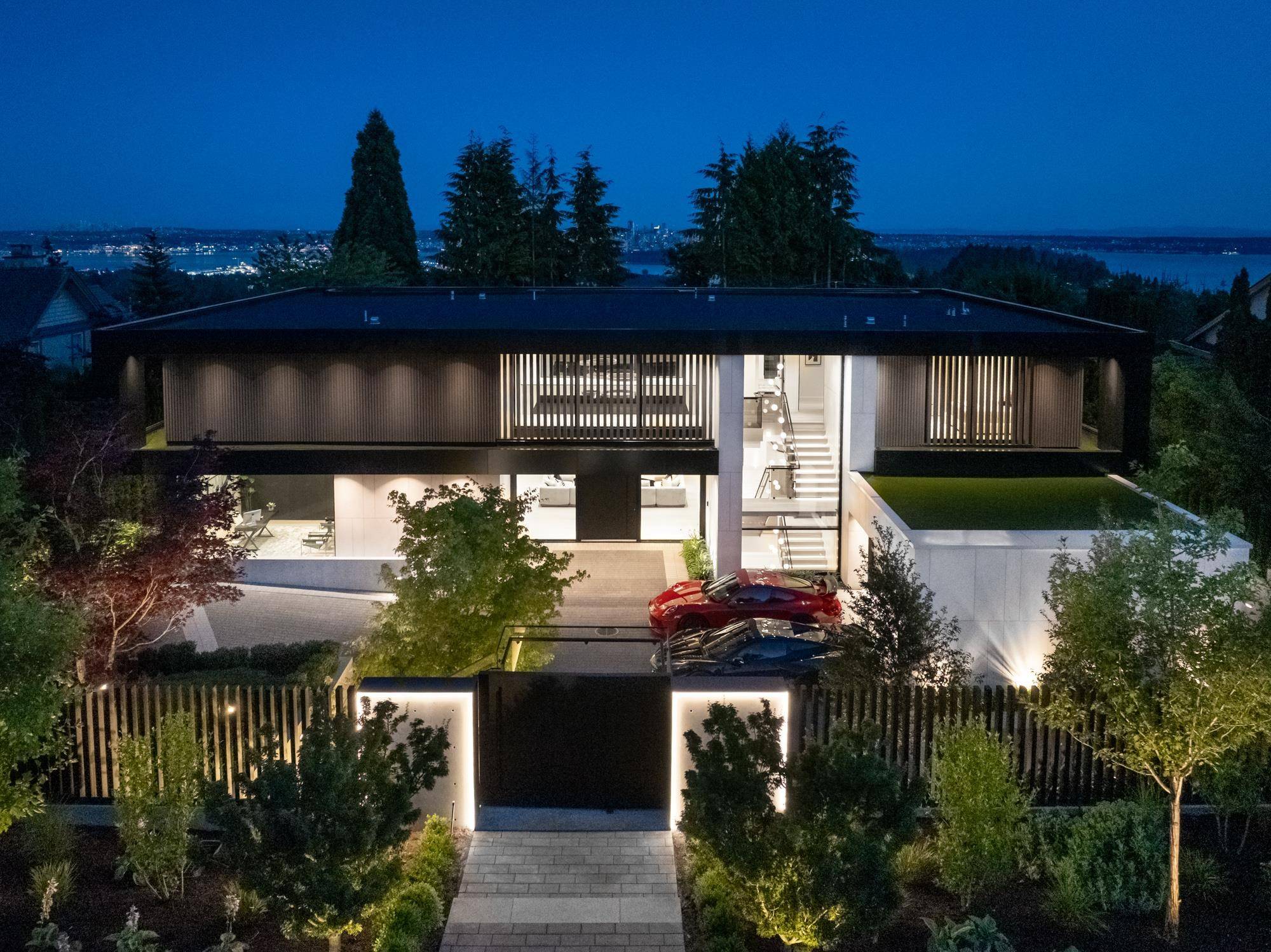 West Vancouver, BC V7S 1R6,690 Knockmaroon RD