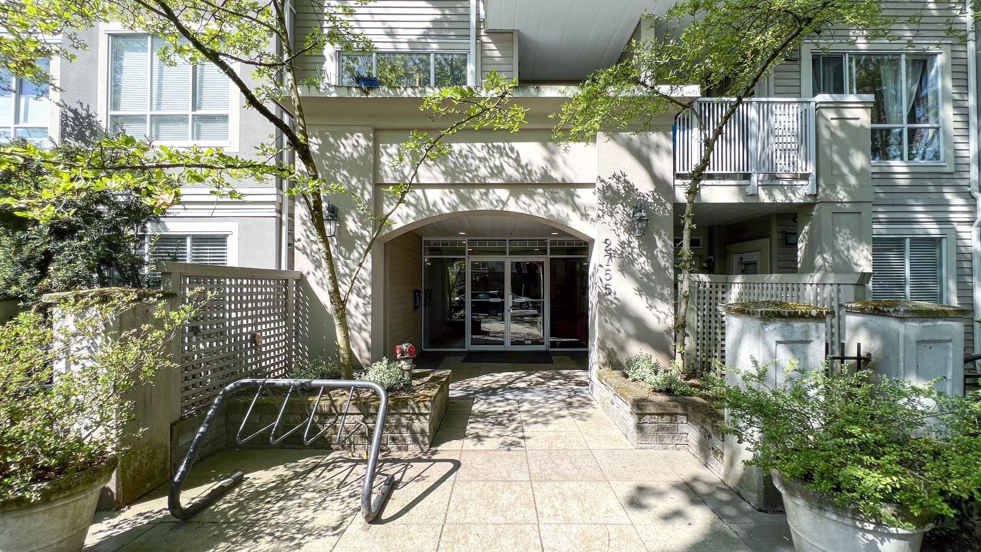 Vancouver, BC V6J 5K1,2755 Maple ST #404