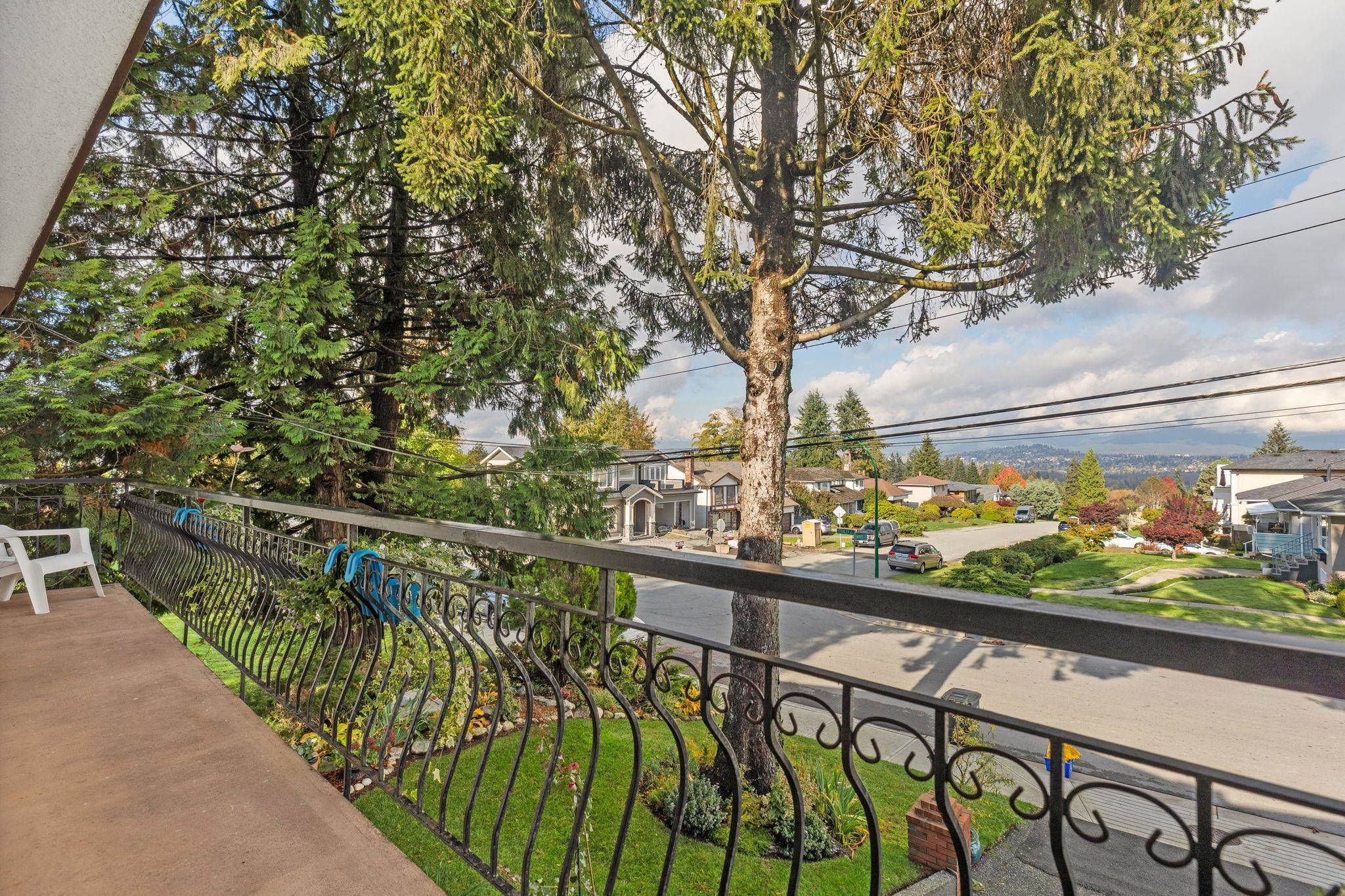Burnaby, BC V5E 1T8,6660 Stanley ST