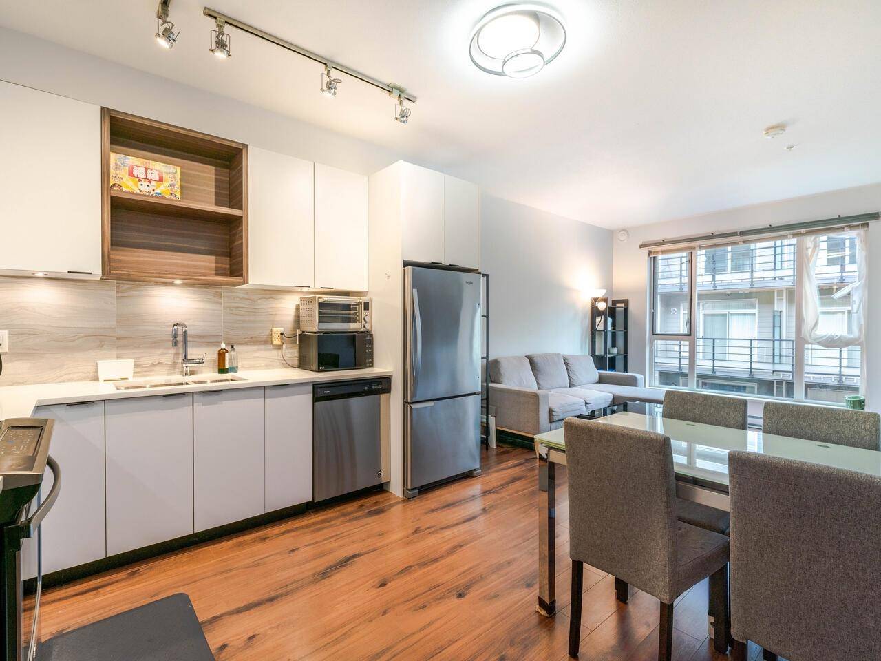 Burnaby, BC V5H 0H1,5355 Lane ST #361