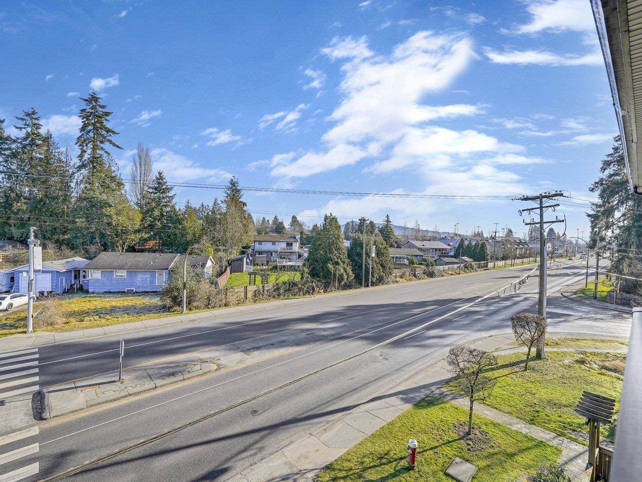 Maple Ridge, BC V2X 2V6,22858 Lougheed HWY #307