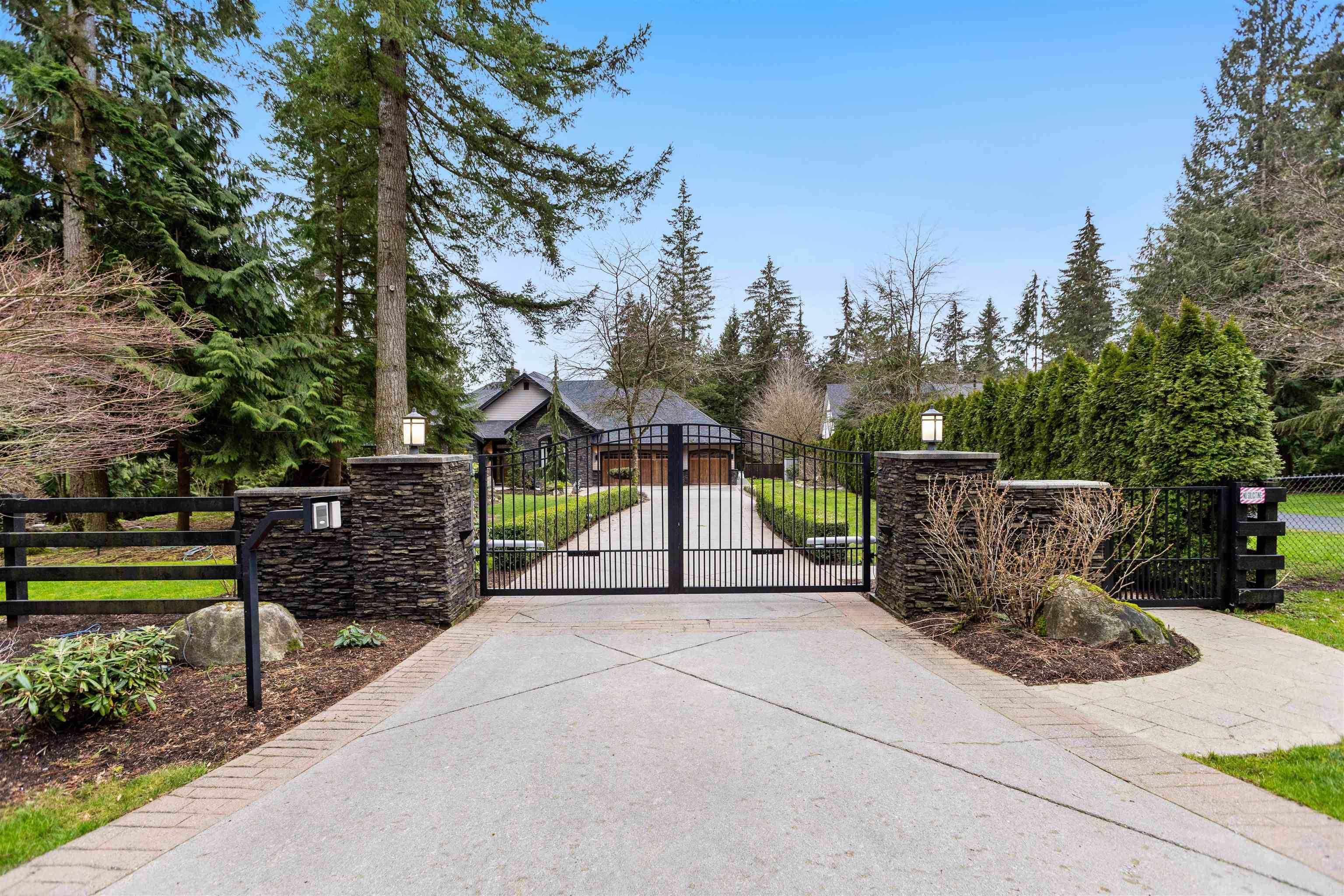Maple Ridge, BC V2W 1N5,27552 128 AVE
