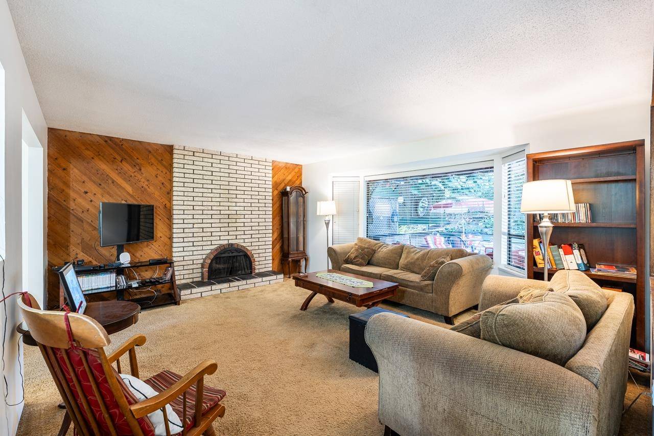 Surrey, BC V3R 6V6,13575 Crestview DR