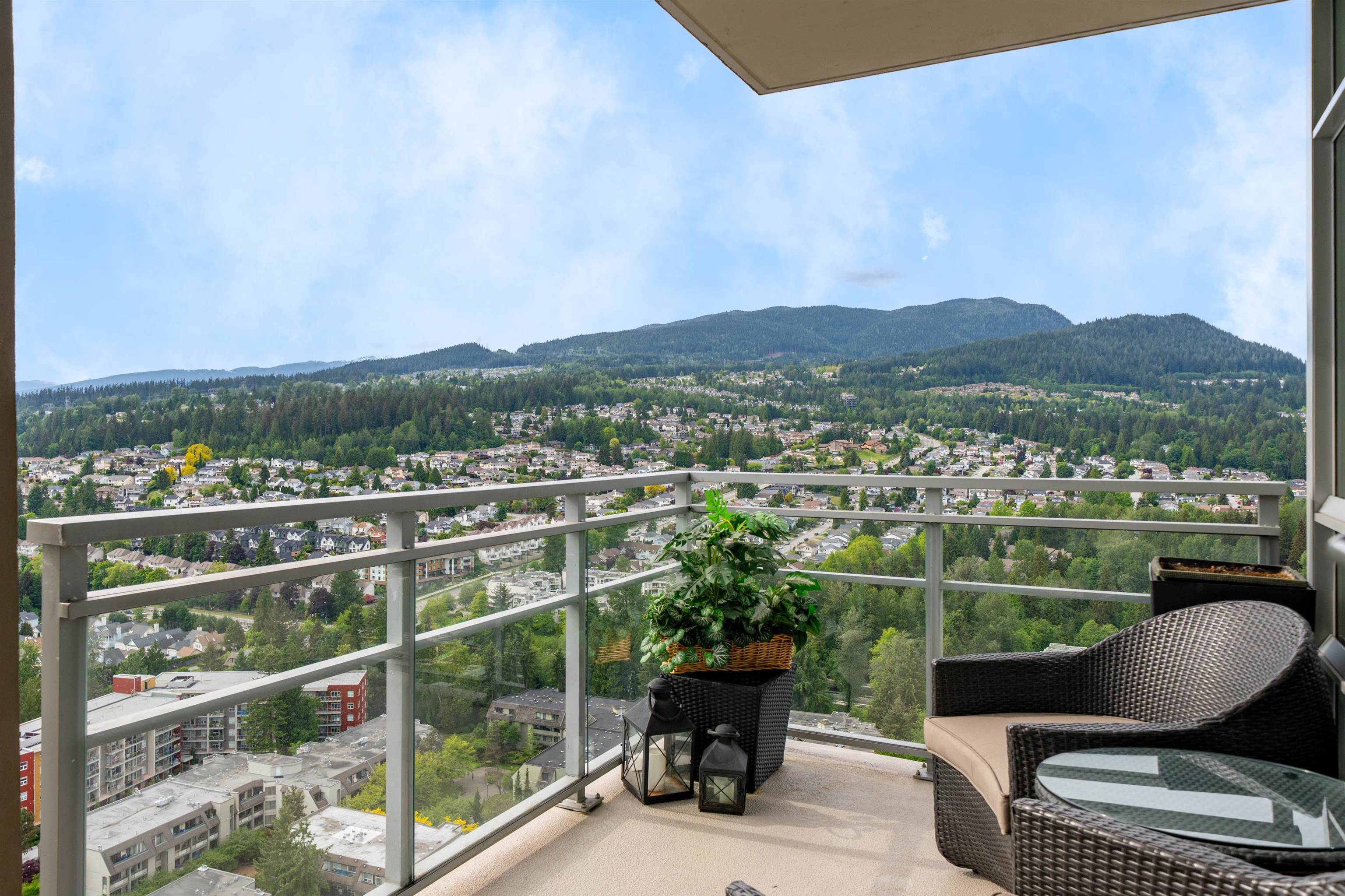 Coquitlam, BC V3B 0C4,2968 Glen DR #3401