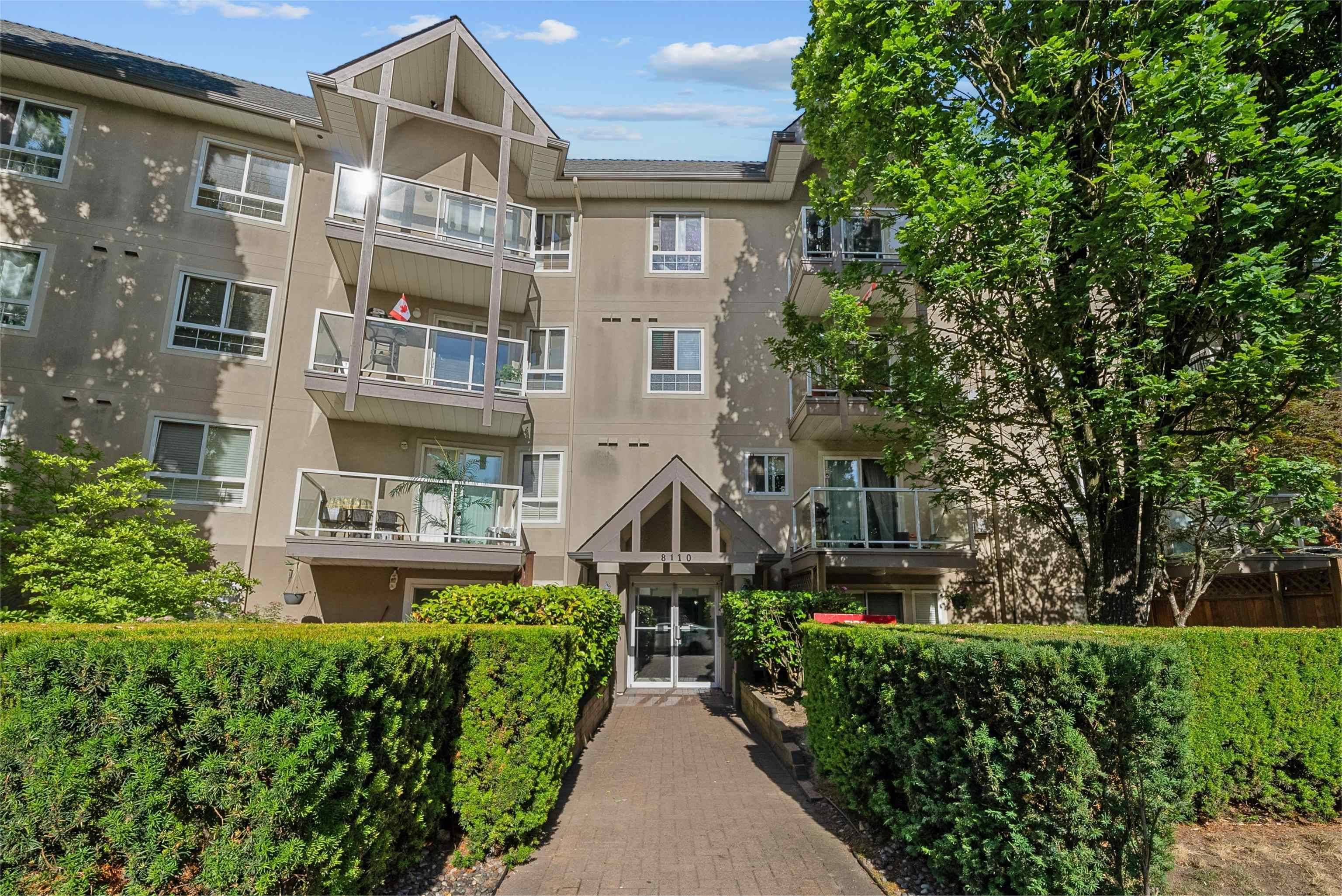Surrey, BC V3W 3P3,8110 120a ST #312