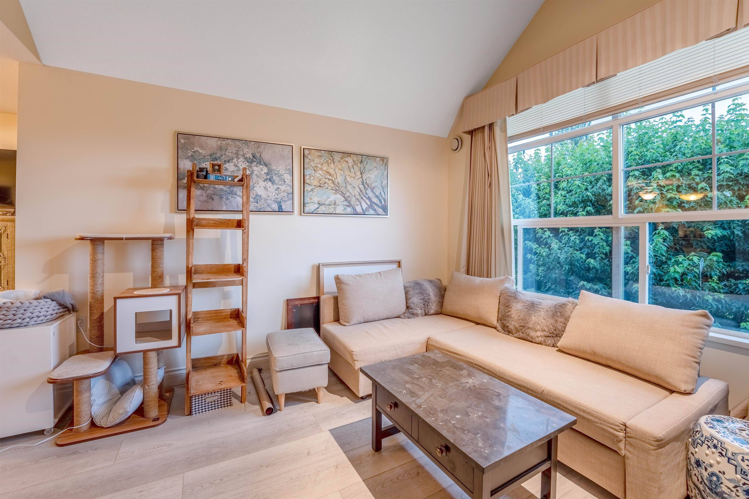 North Vancouver, BC V7J 3V6,960 Lynn Valley RD #416