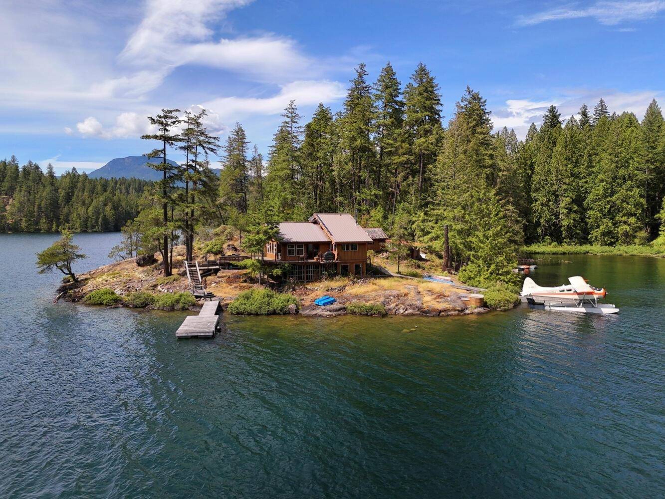 Nelson Island, BC V0V 0V0,DL 6692 West LK