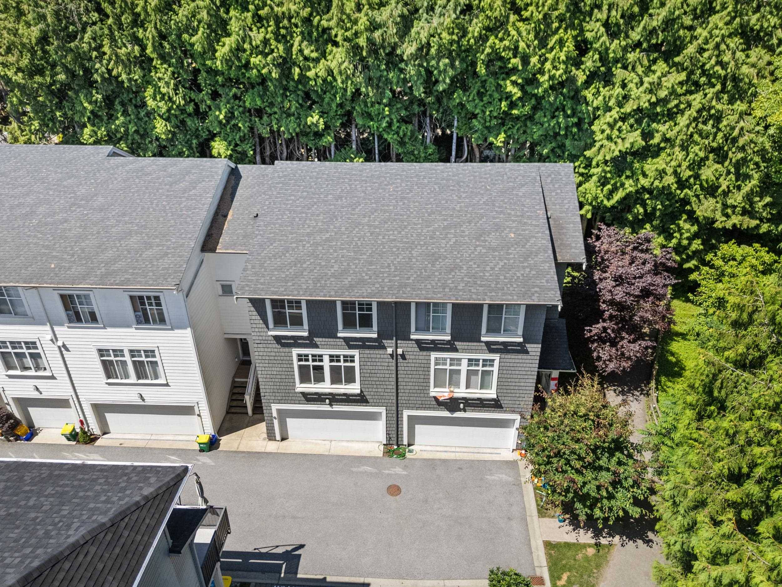 Surrey, BC V4N 6S3,10433 158 ST #15