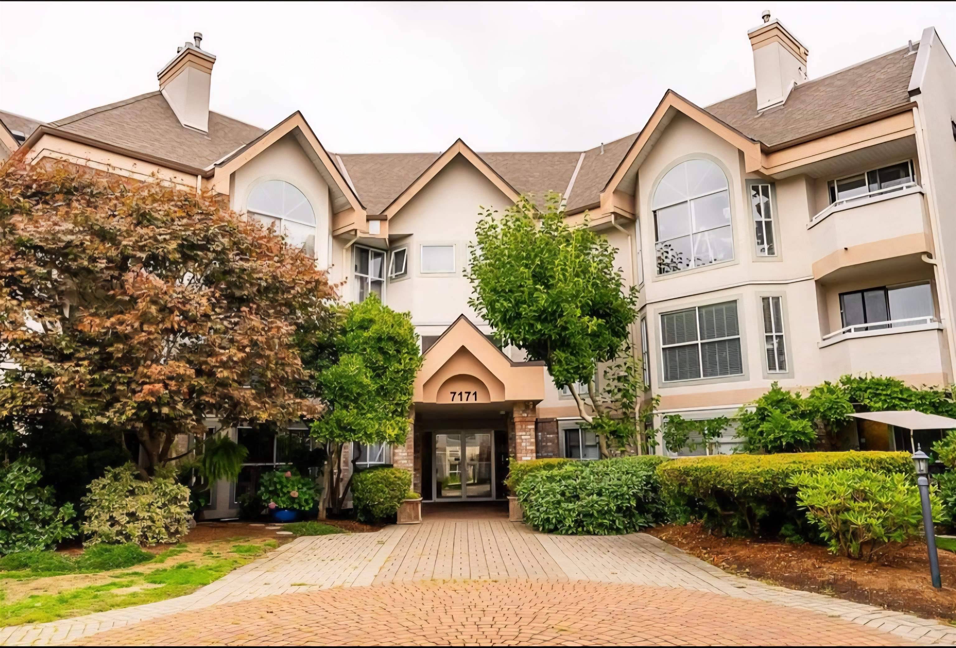 Surrey, BC V3W 1G9,7171 121 ST #309