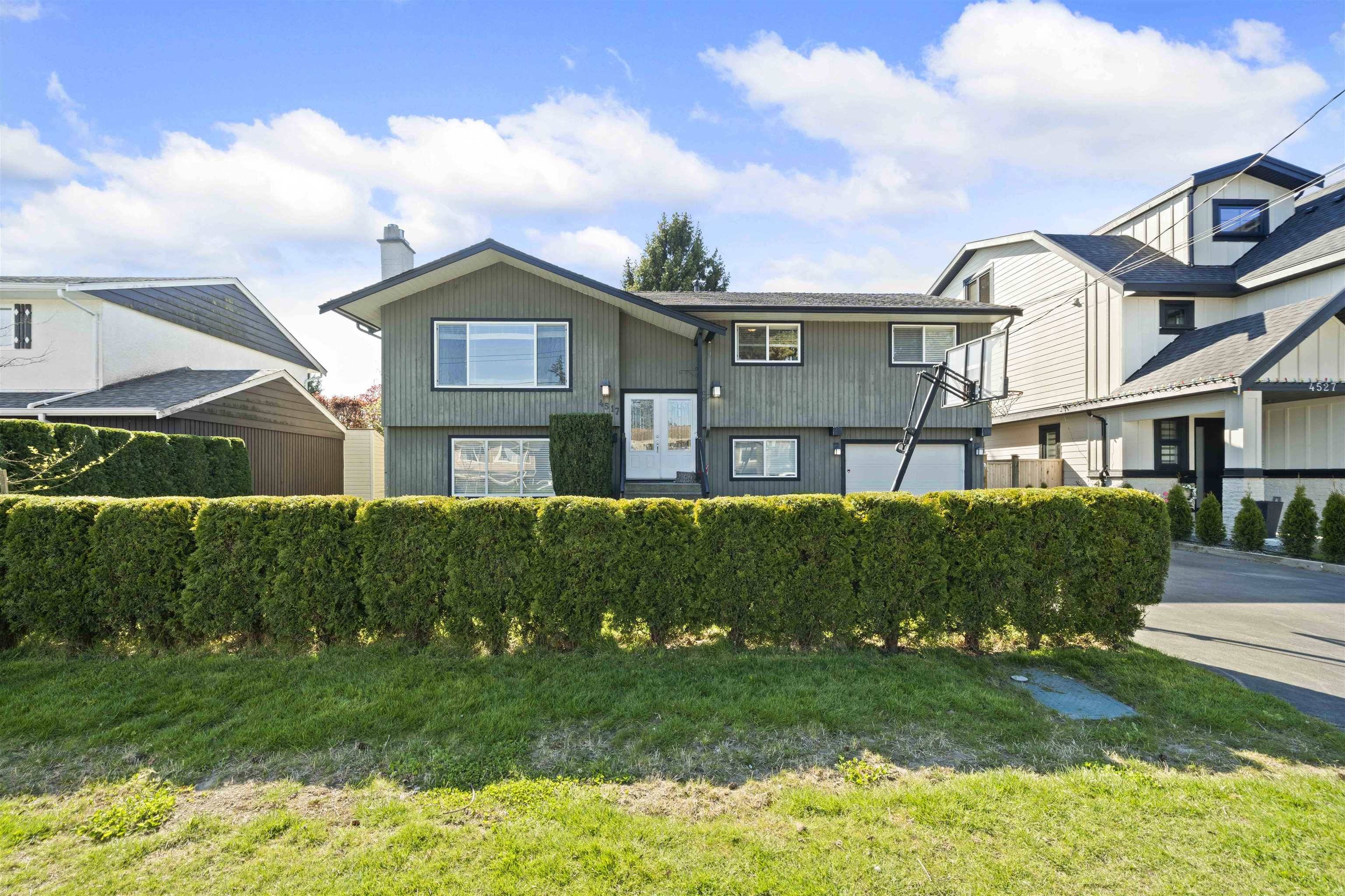 Ladner, BC V4K 2M5,4517 46a ST