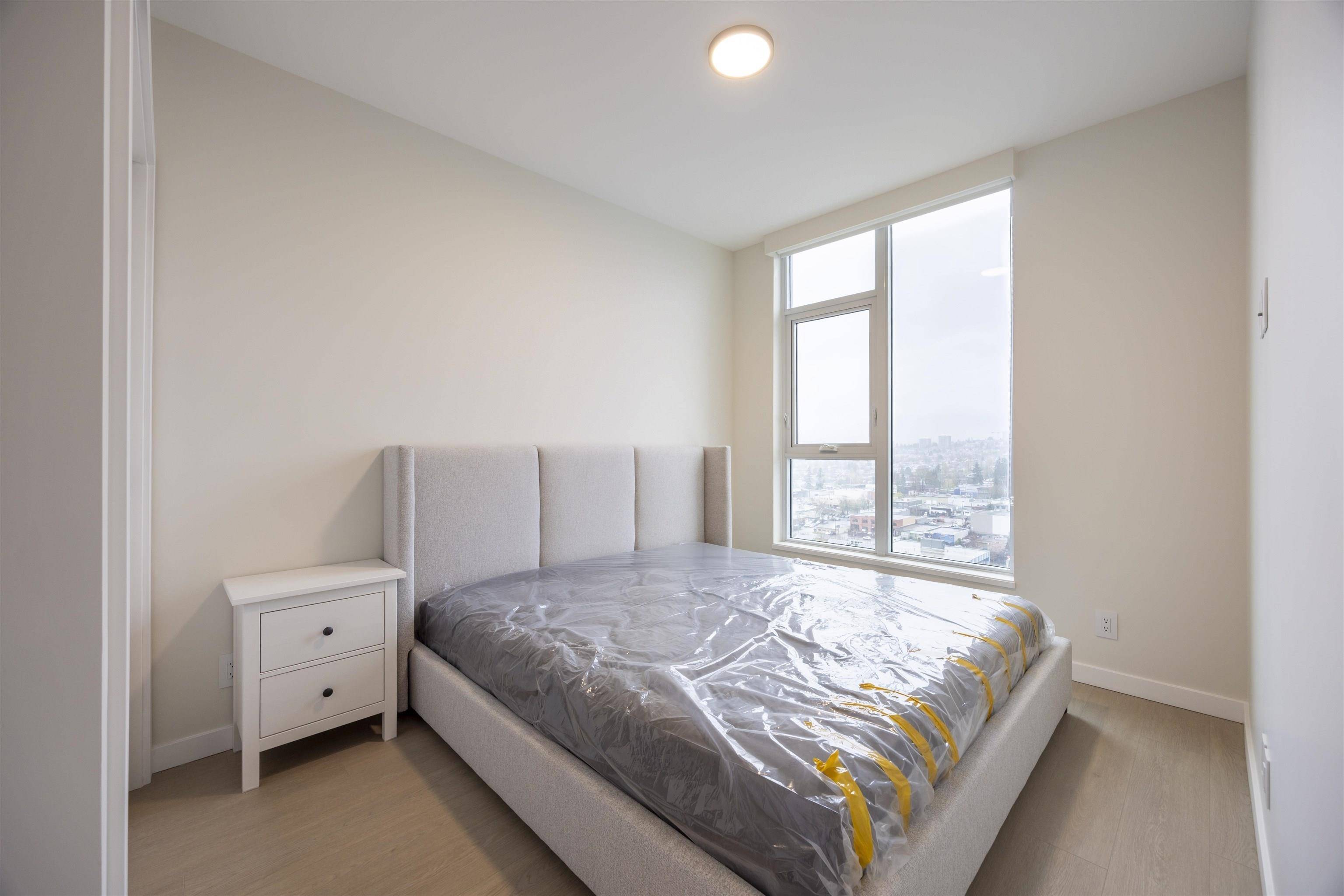 Burnaby, BC V5C 0N8,2108 Gilmore AVE #2306