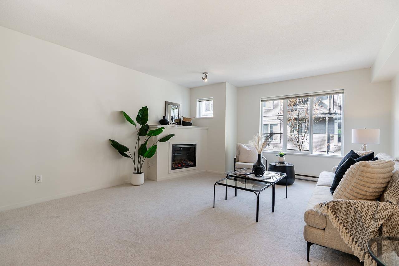 Surrey, BC V3S 8A6,15155 62a AVE #92