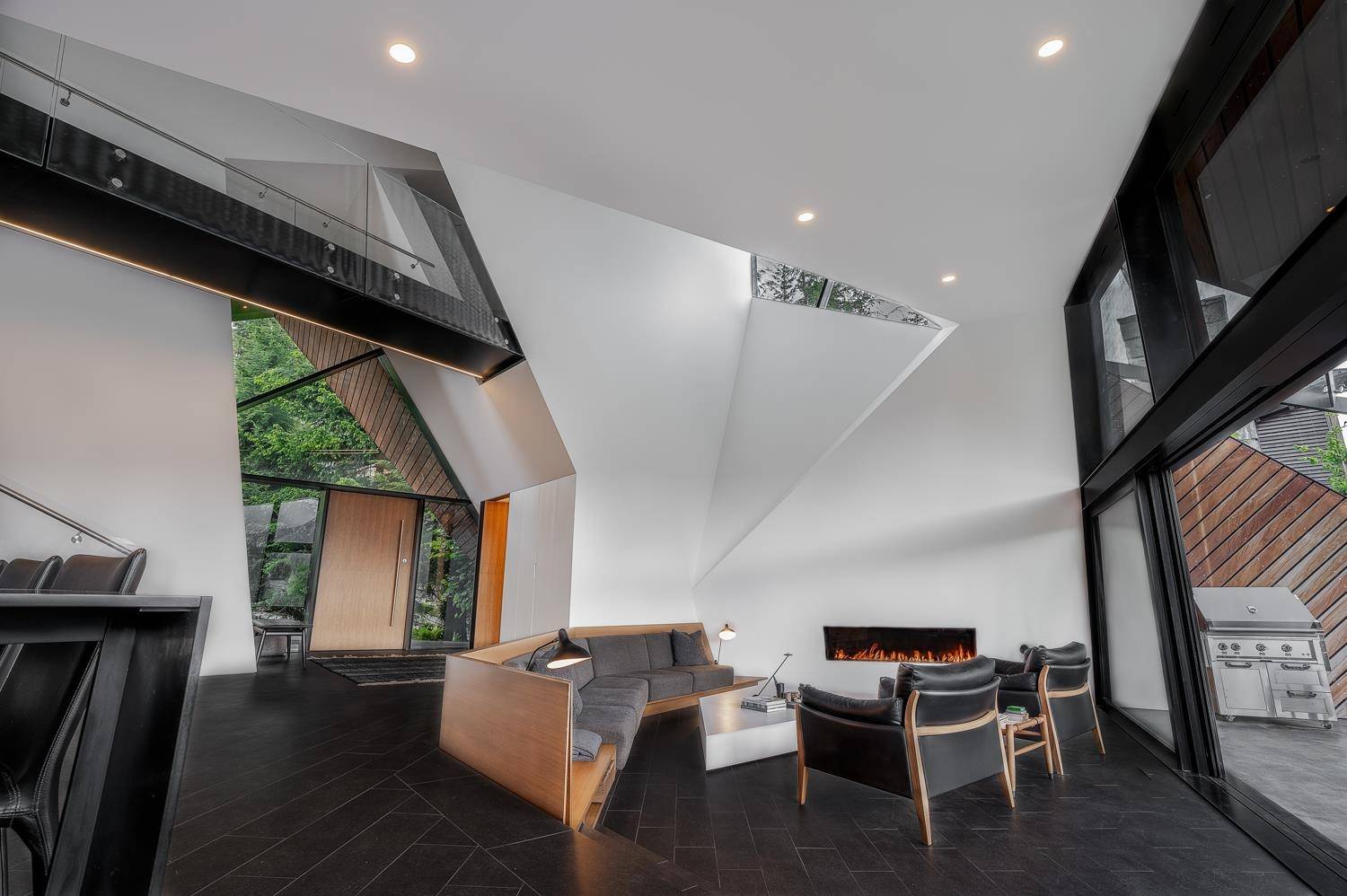 Whistler, BC V8E 0W1,3801 Sunridge PL