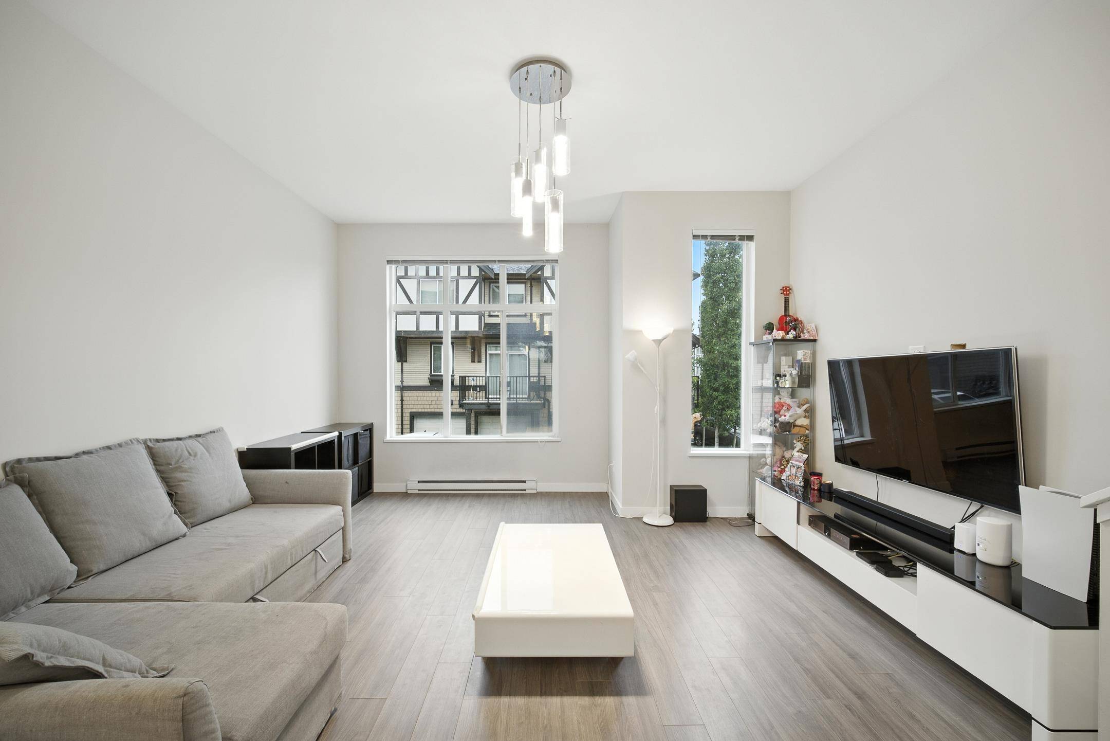 Richmond, BC V6X 0M4,9728 Alexandra RD #59