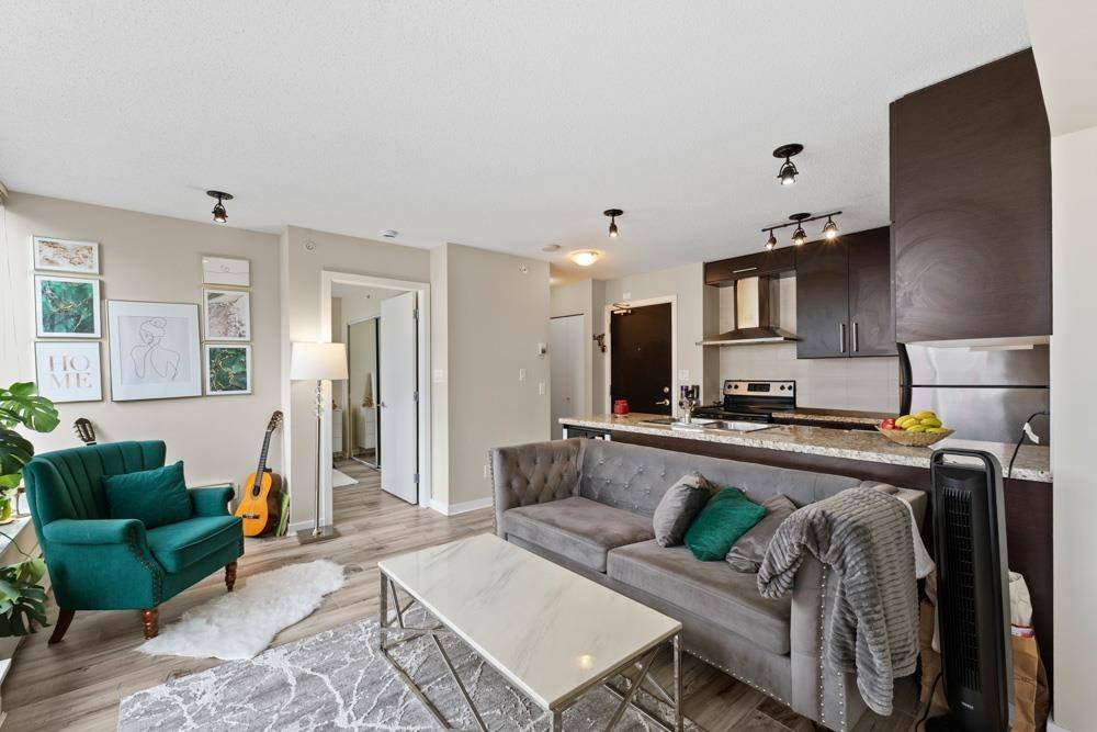Vancouver, BC V6B 0J3,633 Abbott ST #508