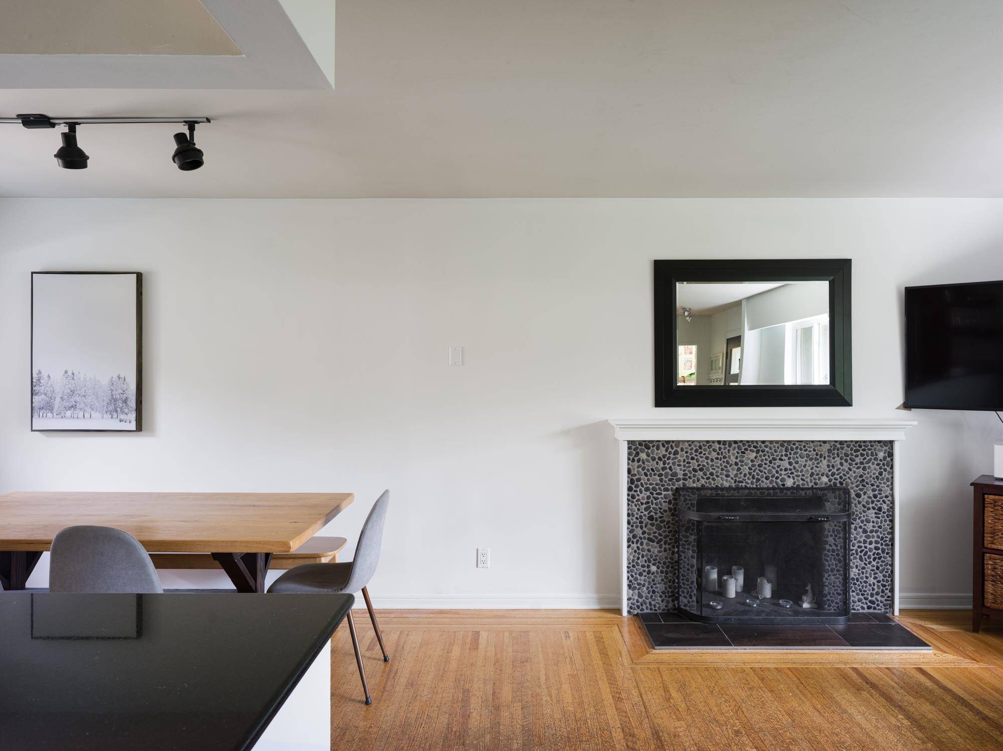 North Vancouver, BC V7L 1L2,1240 Shavington ST