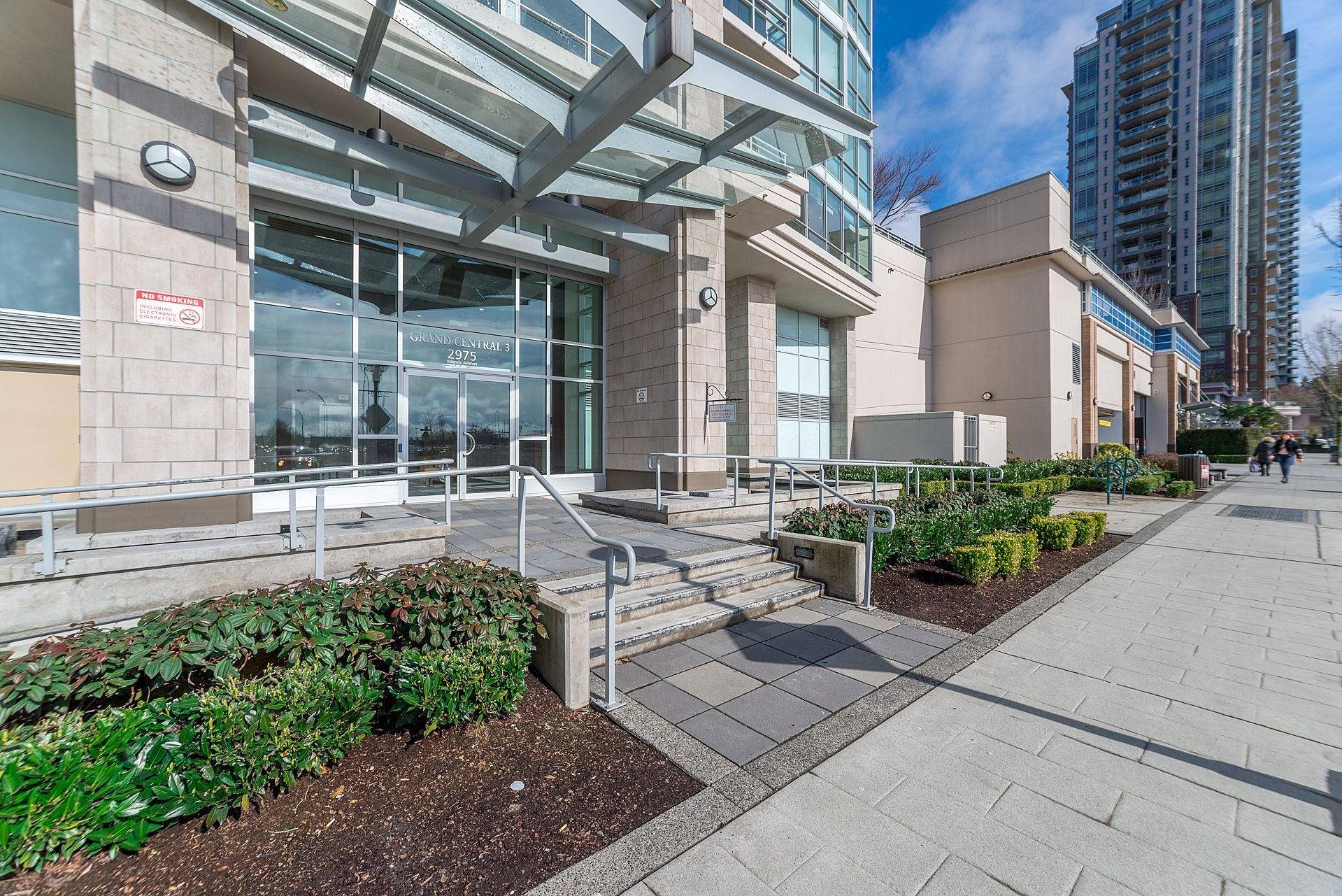 Coquitlam, BC V3B 0C5,2975 Atlantic AVE #2202