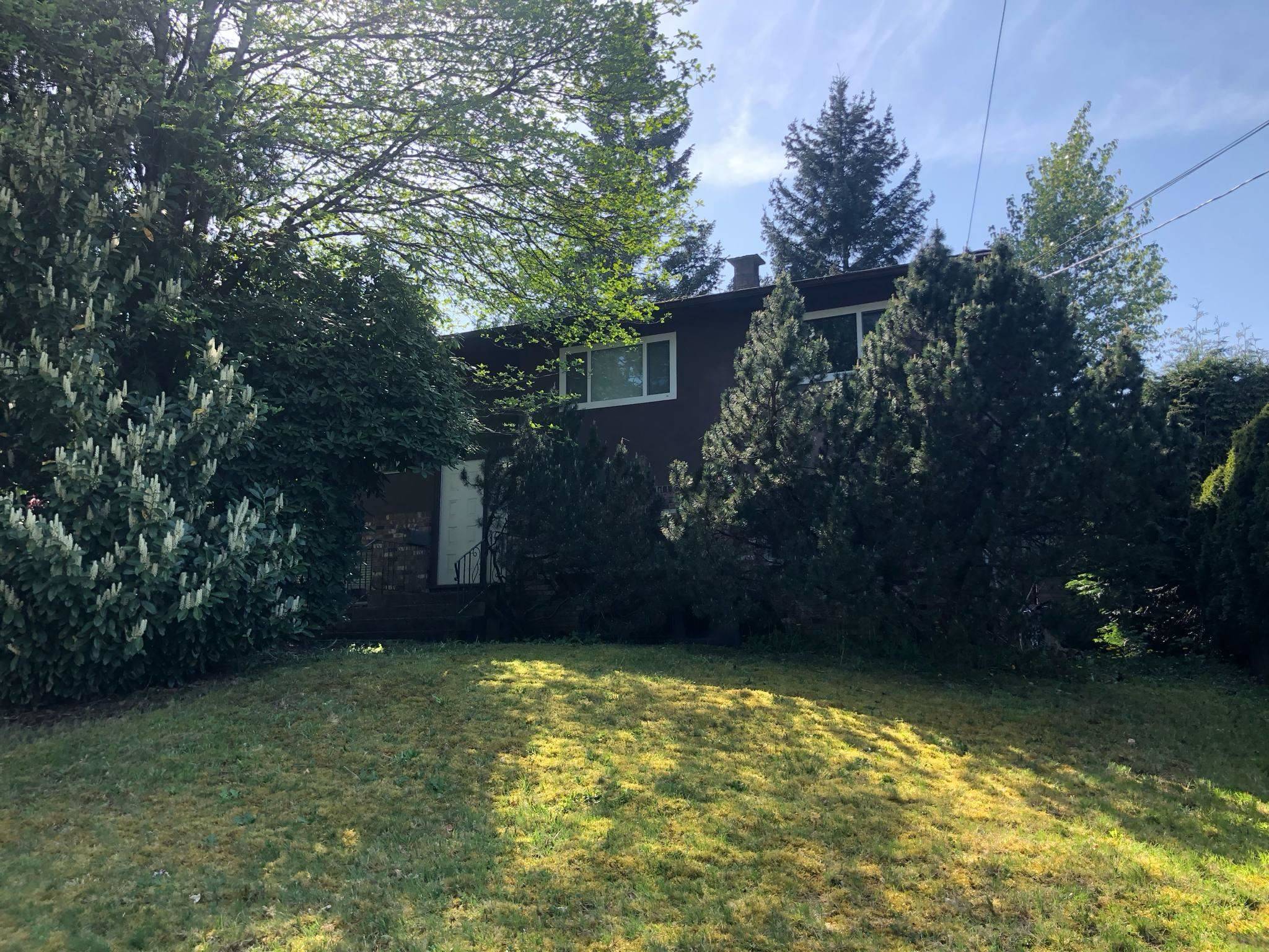 Port Coquitlam, BC V3C 2S8,1528 Eastern DR