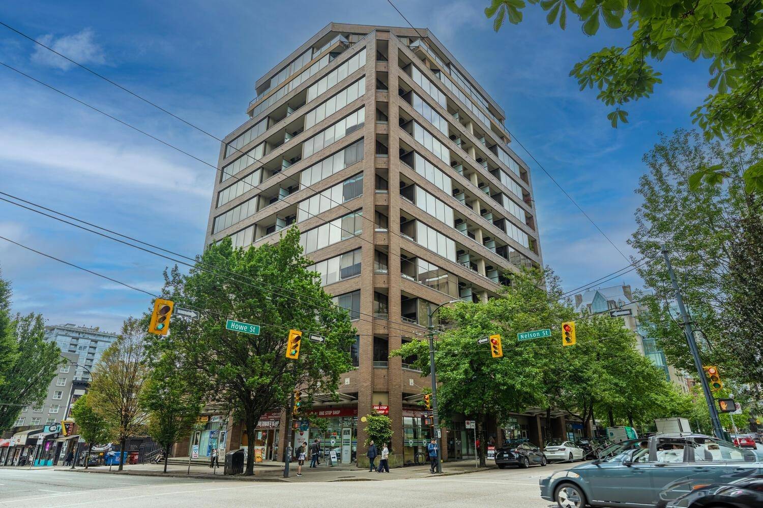 Vancouver, BC V6Z 1P5,1010 Howe ST #1012