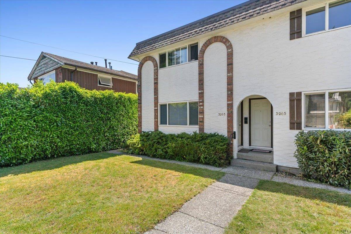 Port Coquitlam, BC V3B 3T3,3263 Vincent ST