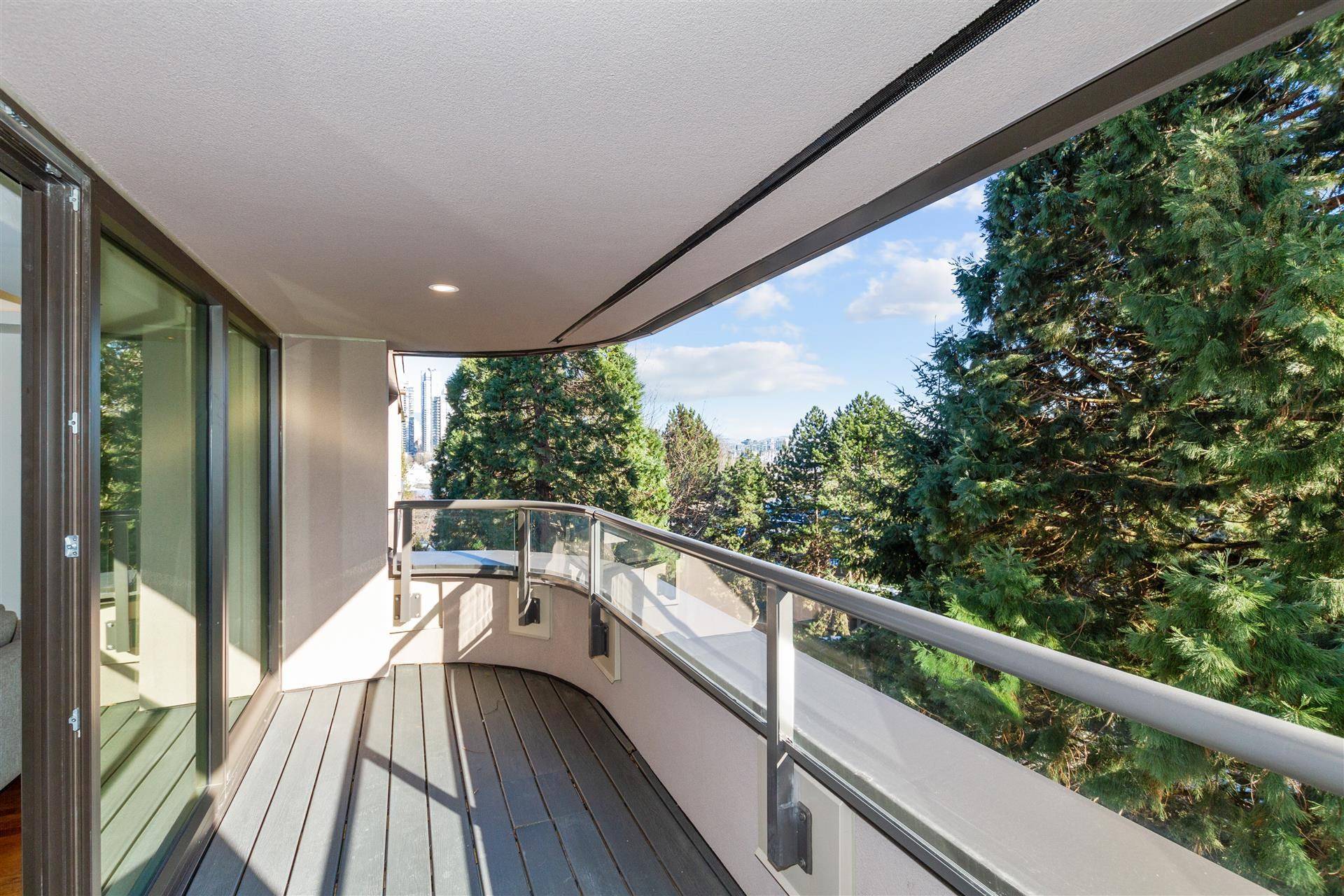 Vancouver, BC V6H 3W2,1425 Lamey's Mill RD #73