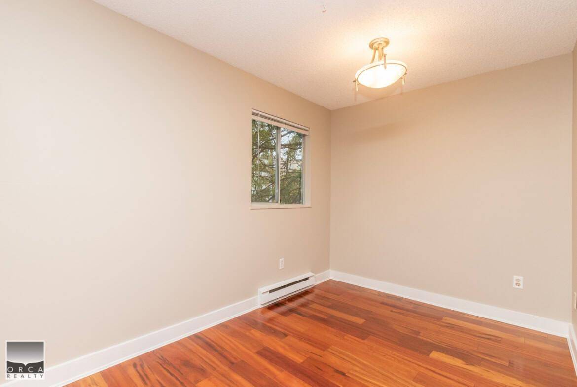 New Westminster, BC V3L 5K9,65 First ST #701