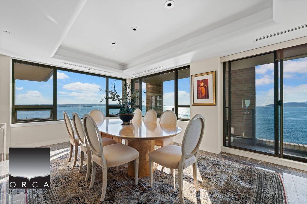 West Vancouver, BC V7V 1C6,2250 Bellevue AVE #5