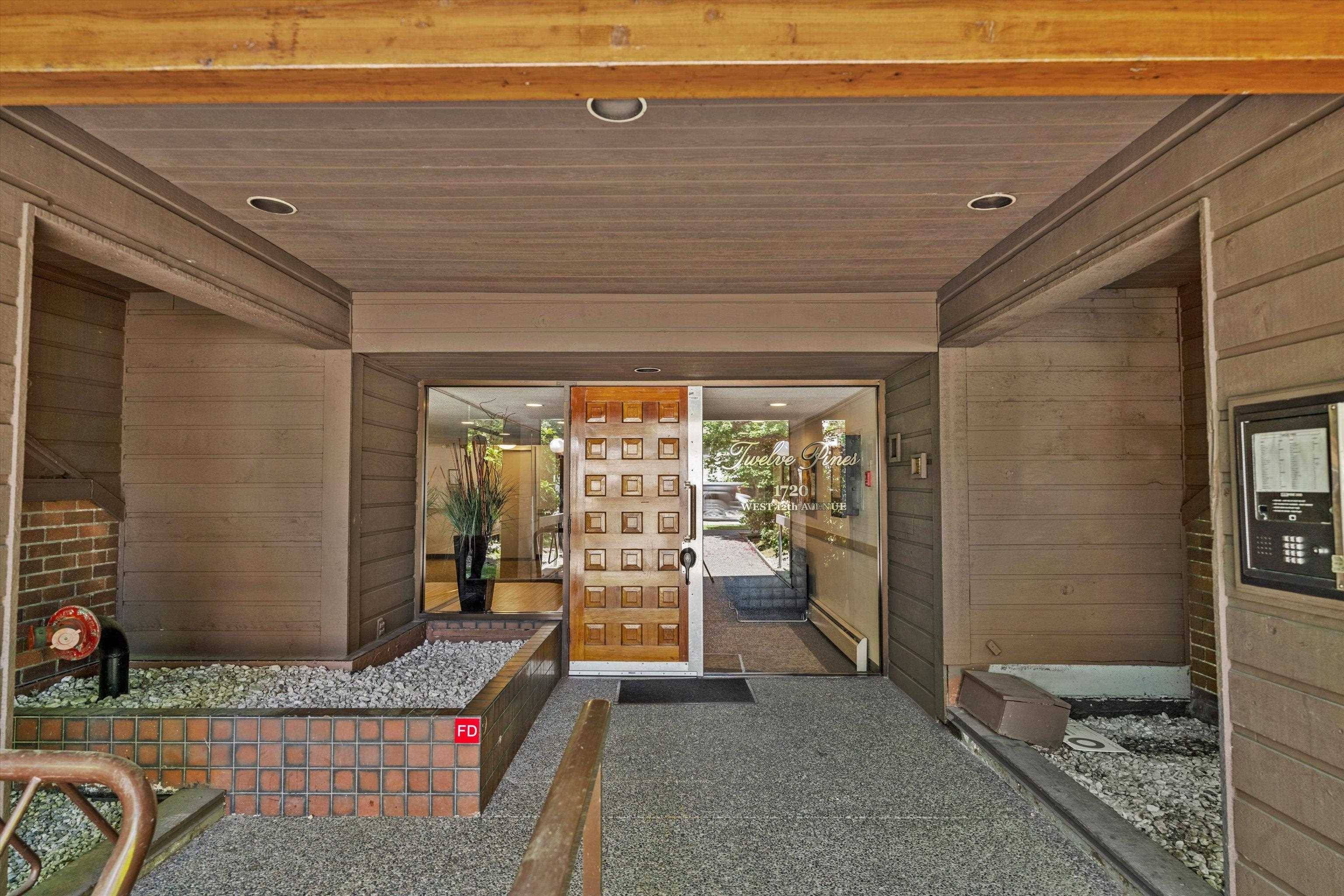Vancouver, BC V6J 2E6,1720 W 12th AVE #307