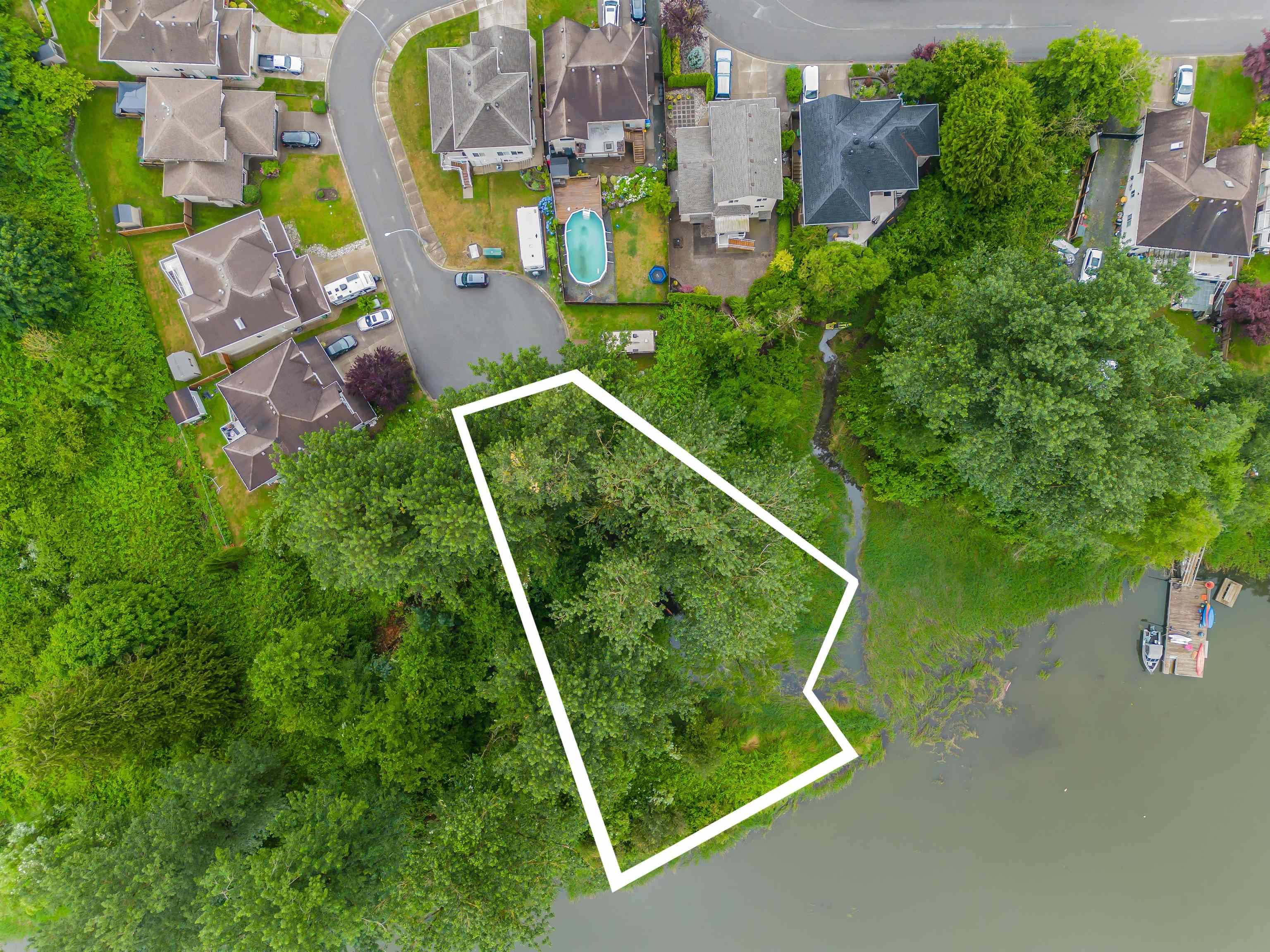 Chilliwack, BC V2R 5M1,43995 Chilliwack Mountain RD #131